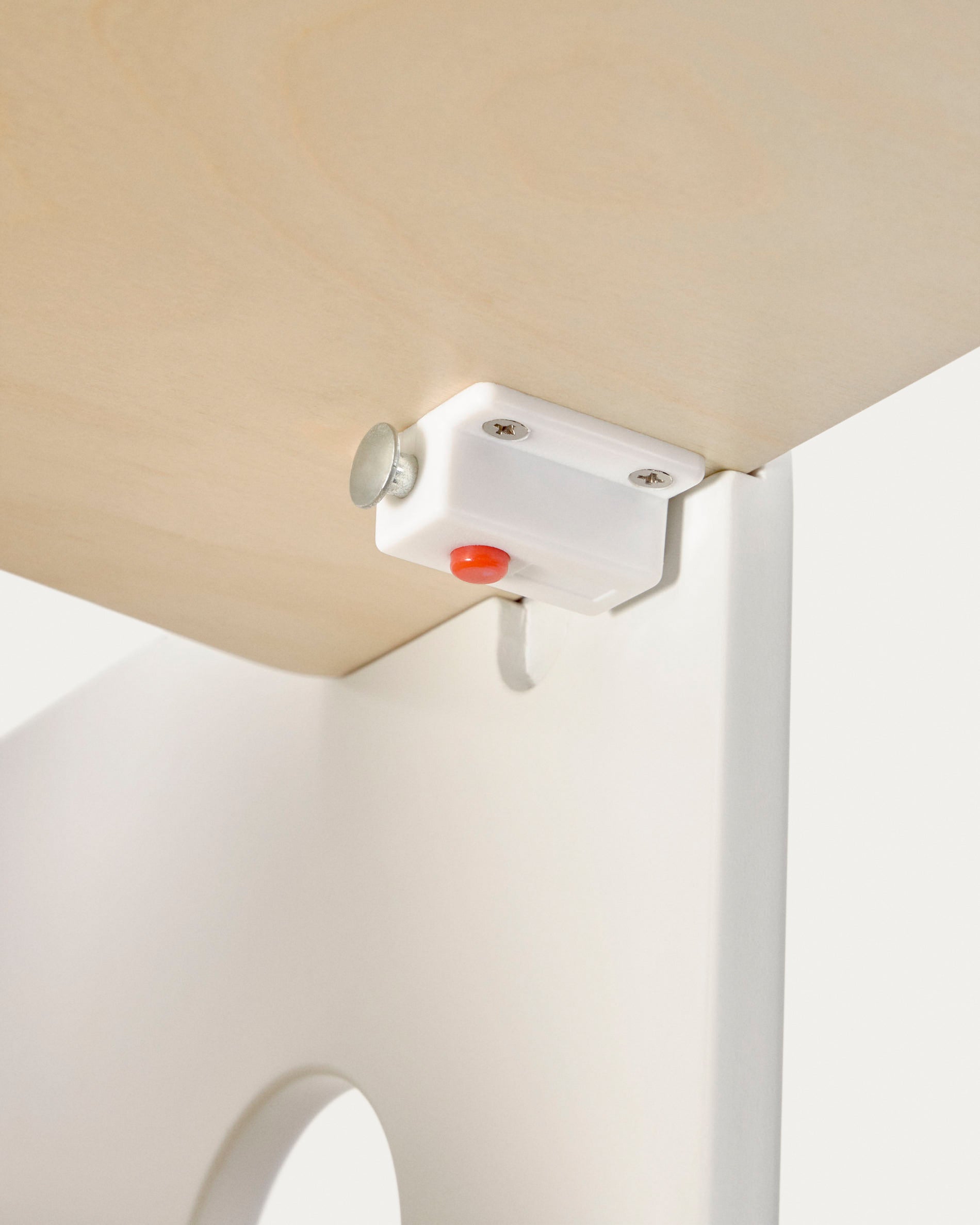 Tray for the Nuun evolutive chair in birch veneer - Detail