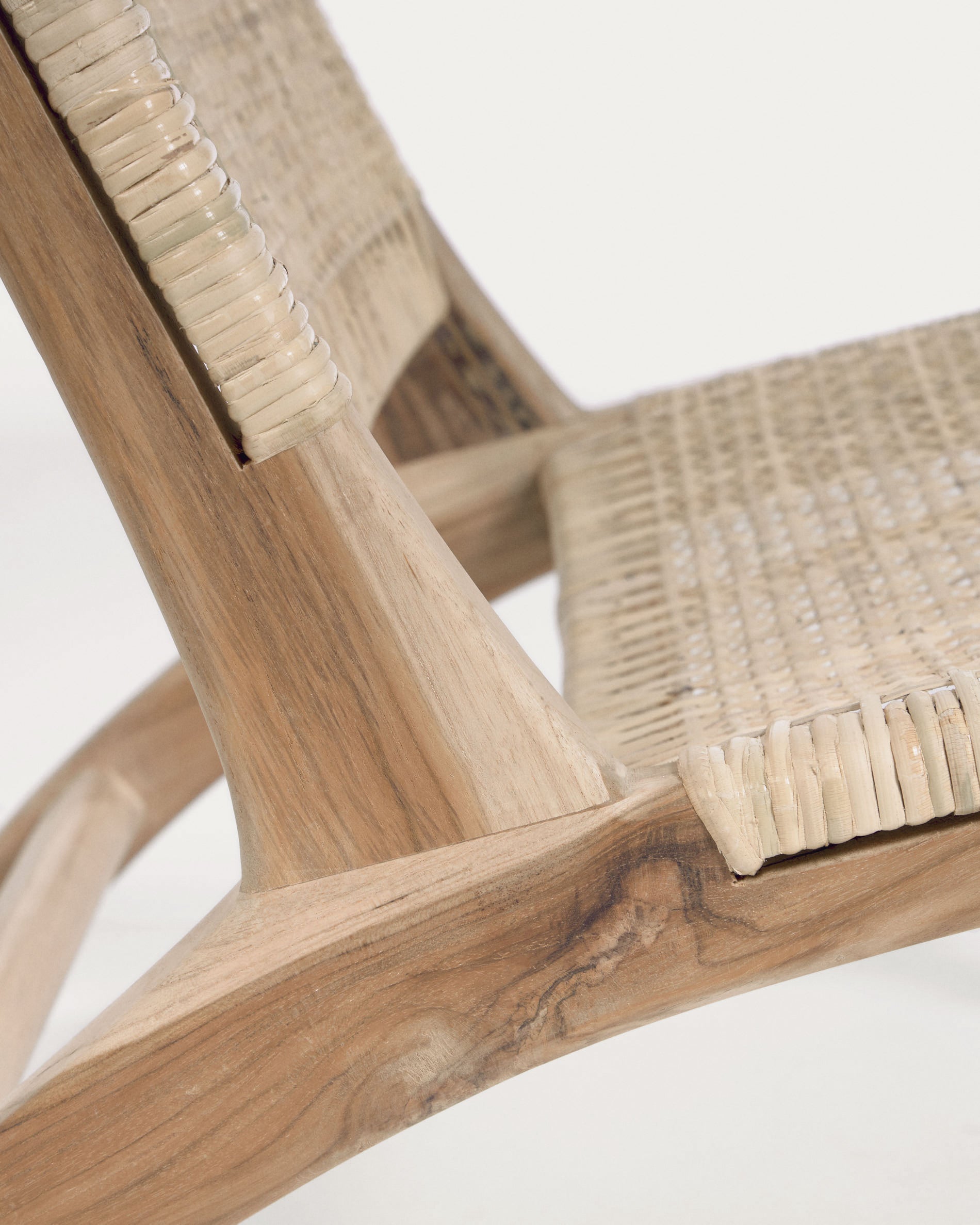 Beida solid teak armchair - Detail