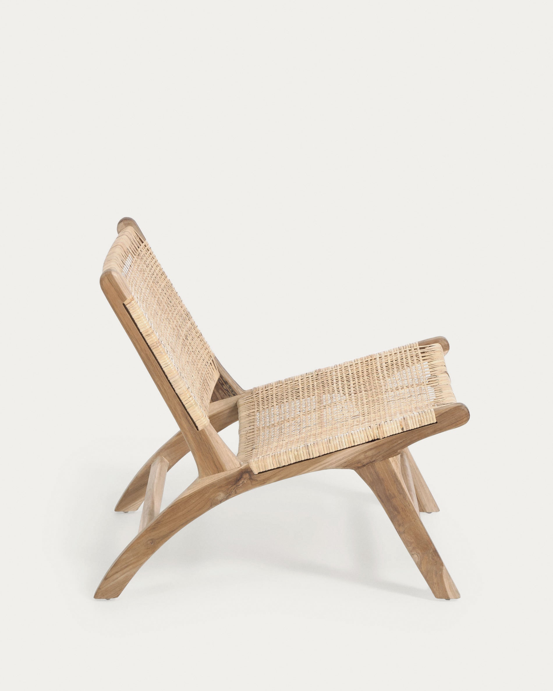 Beida solid teak armchair - Product View