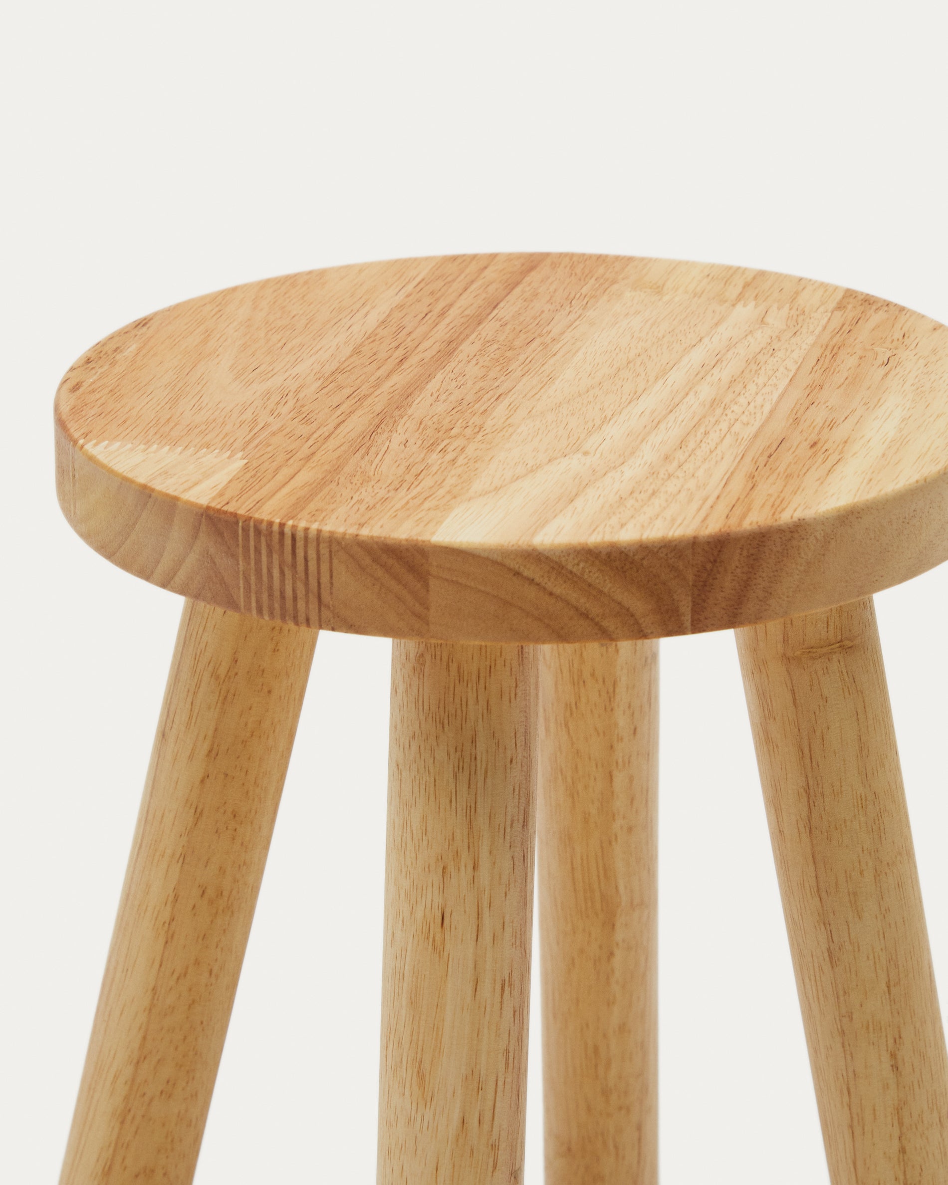 Dilcia kids stool in solid rubber wood 31 cm high - Detail
