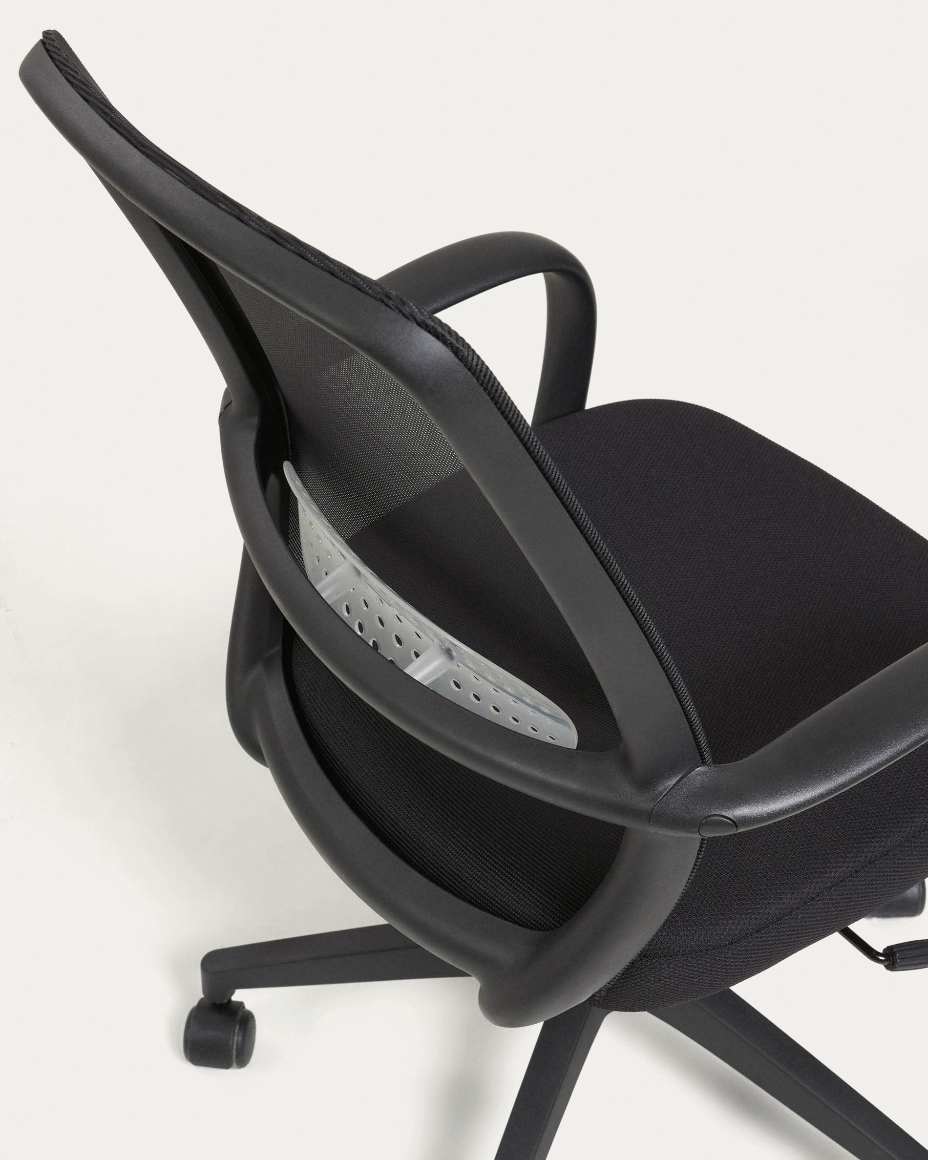 Melva office chair in black and legs made of steel in black - Detail