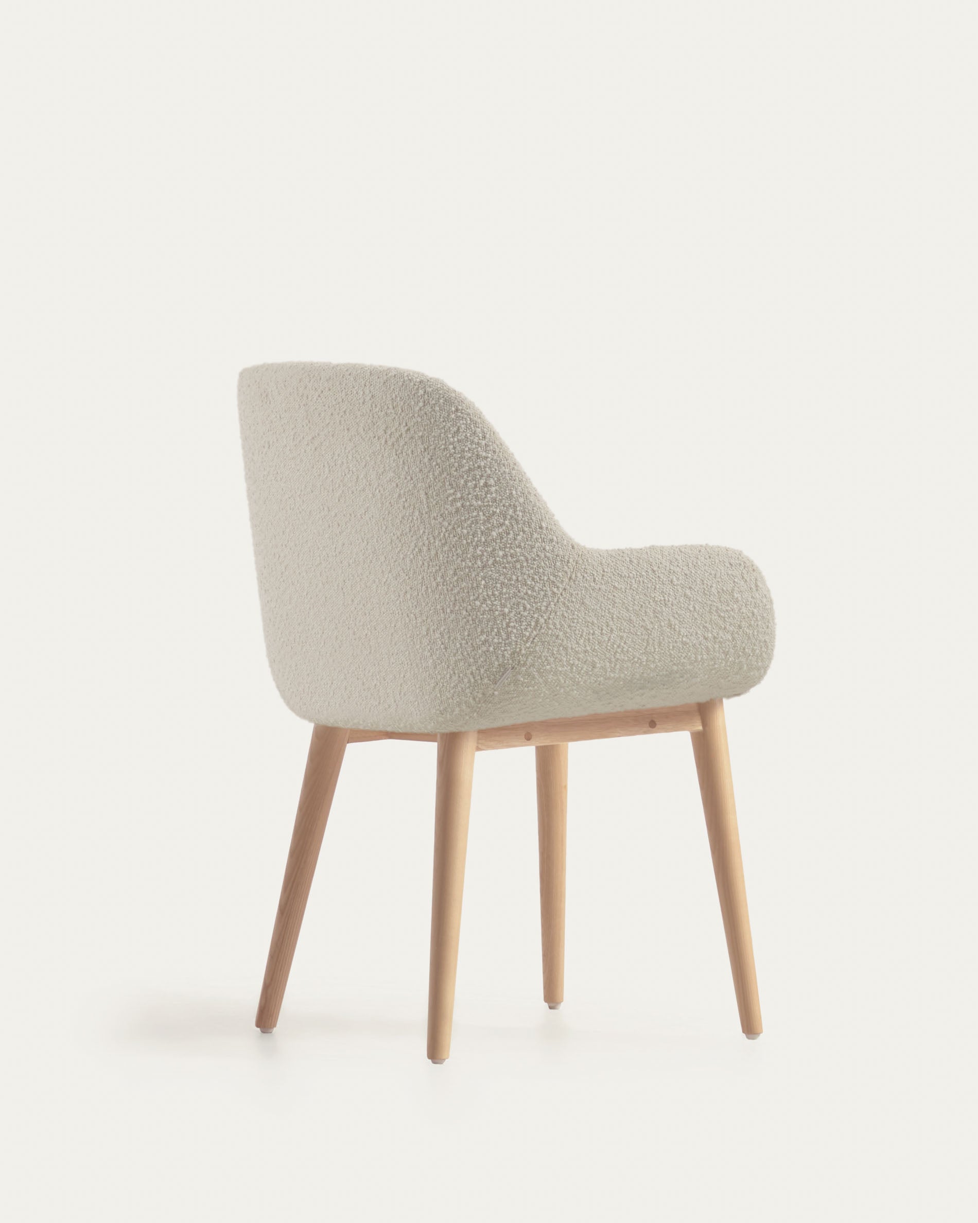 Konna chair in white bouclé with solid ash wood legs in a natural finish - Product View