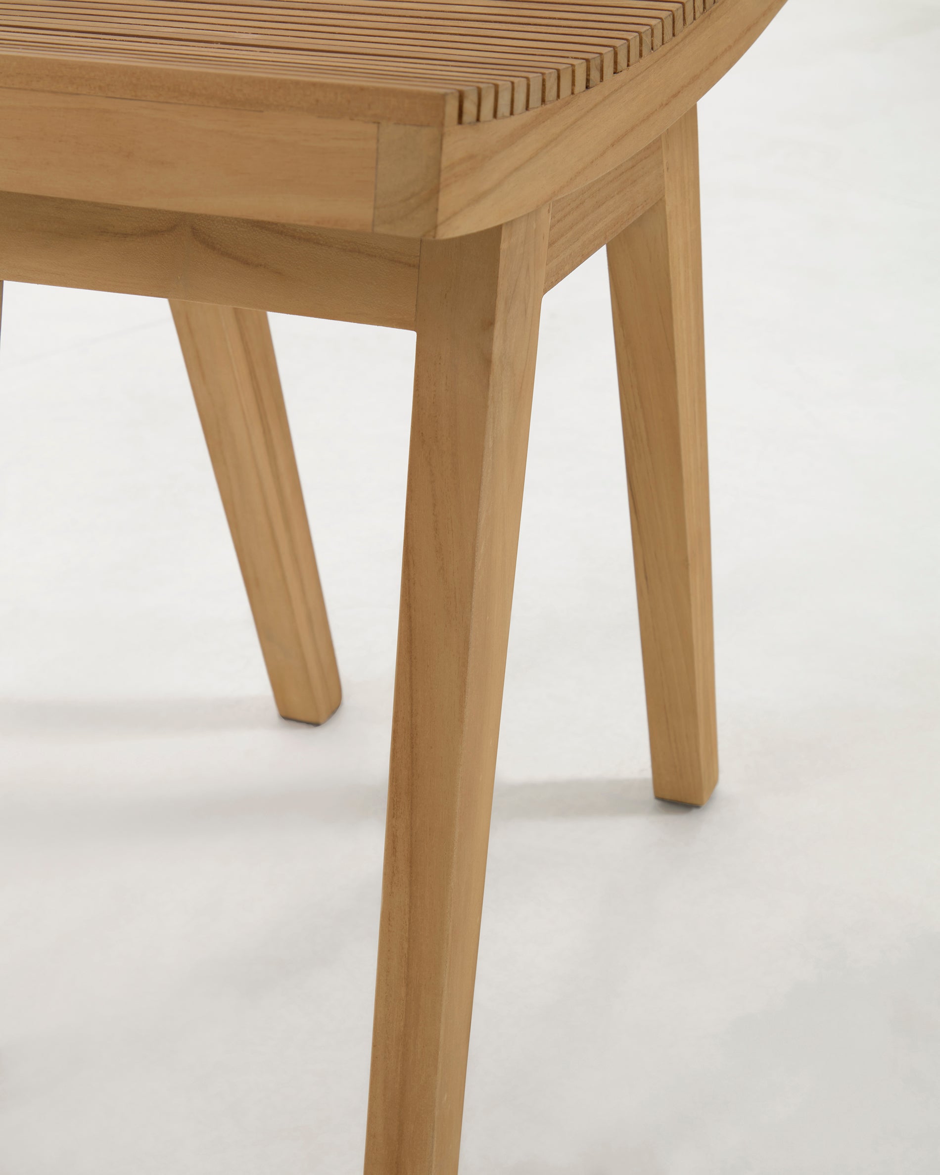 Vicentina solid teak footrest - Detail