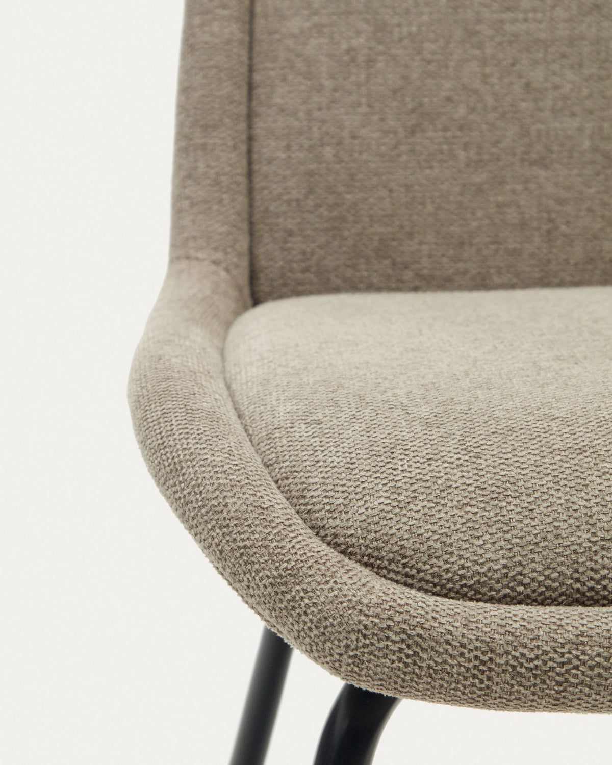 Aimin chair in brown chenille and steel legs with a matte black painted finish - Detail
