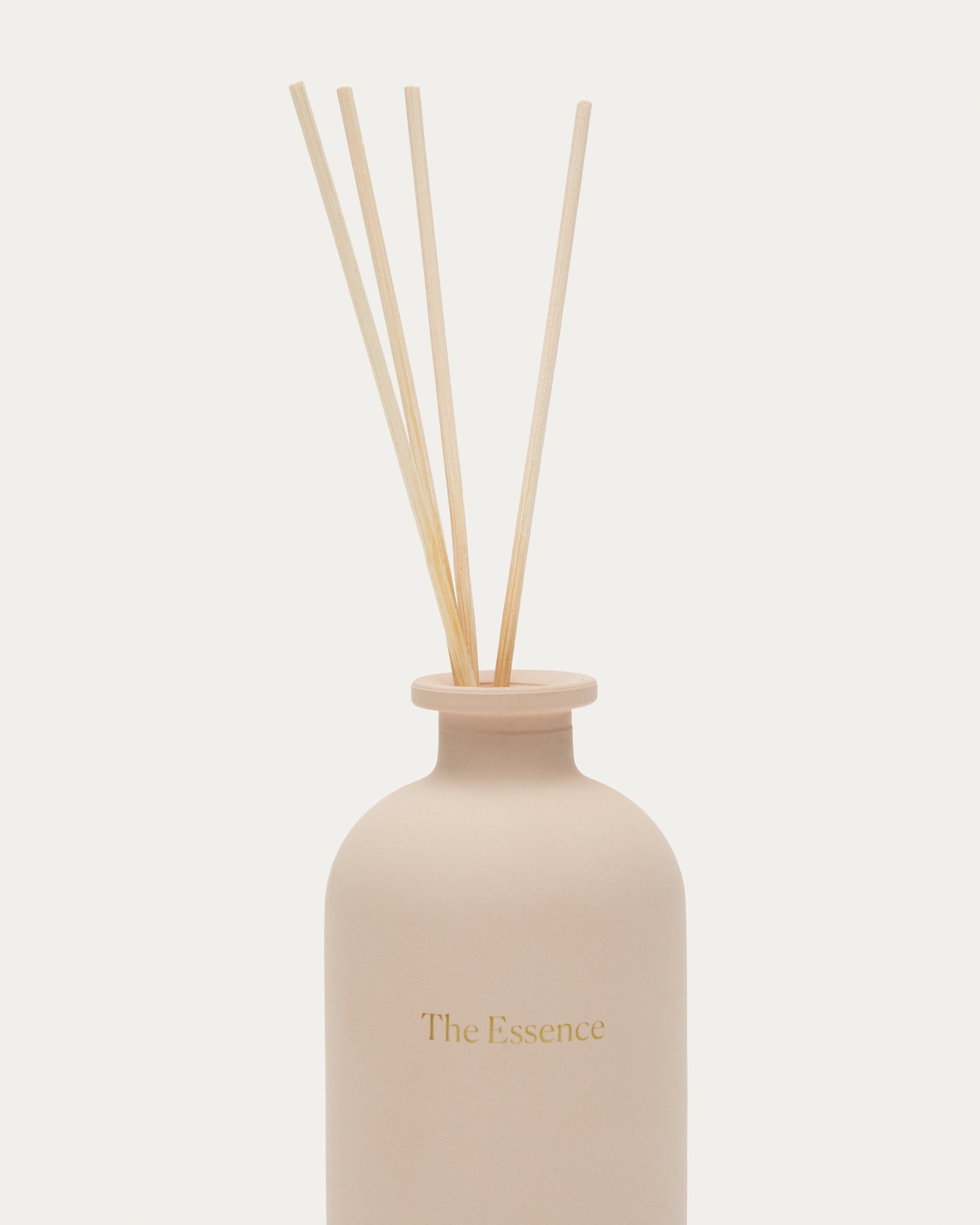 240ml The Essence fragrance reed diffuser - Detail