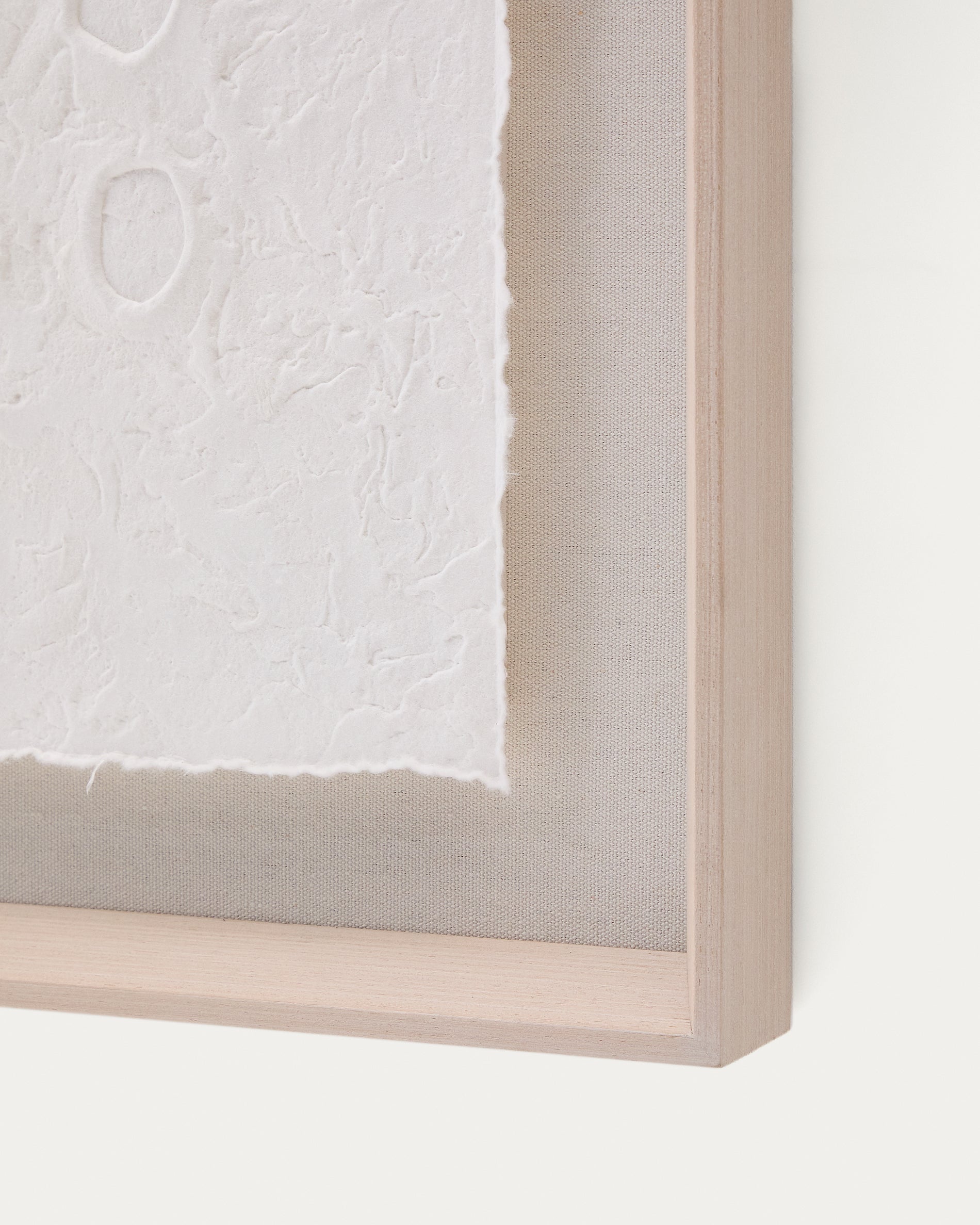 Olvin abstract picture on white recycled paper with hand-crafted reliefs 44 x 94 cm - Detail