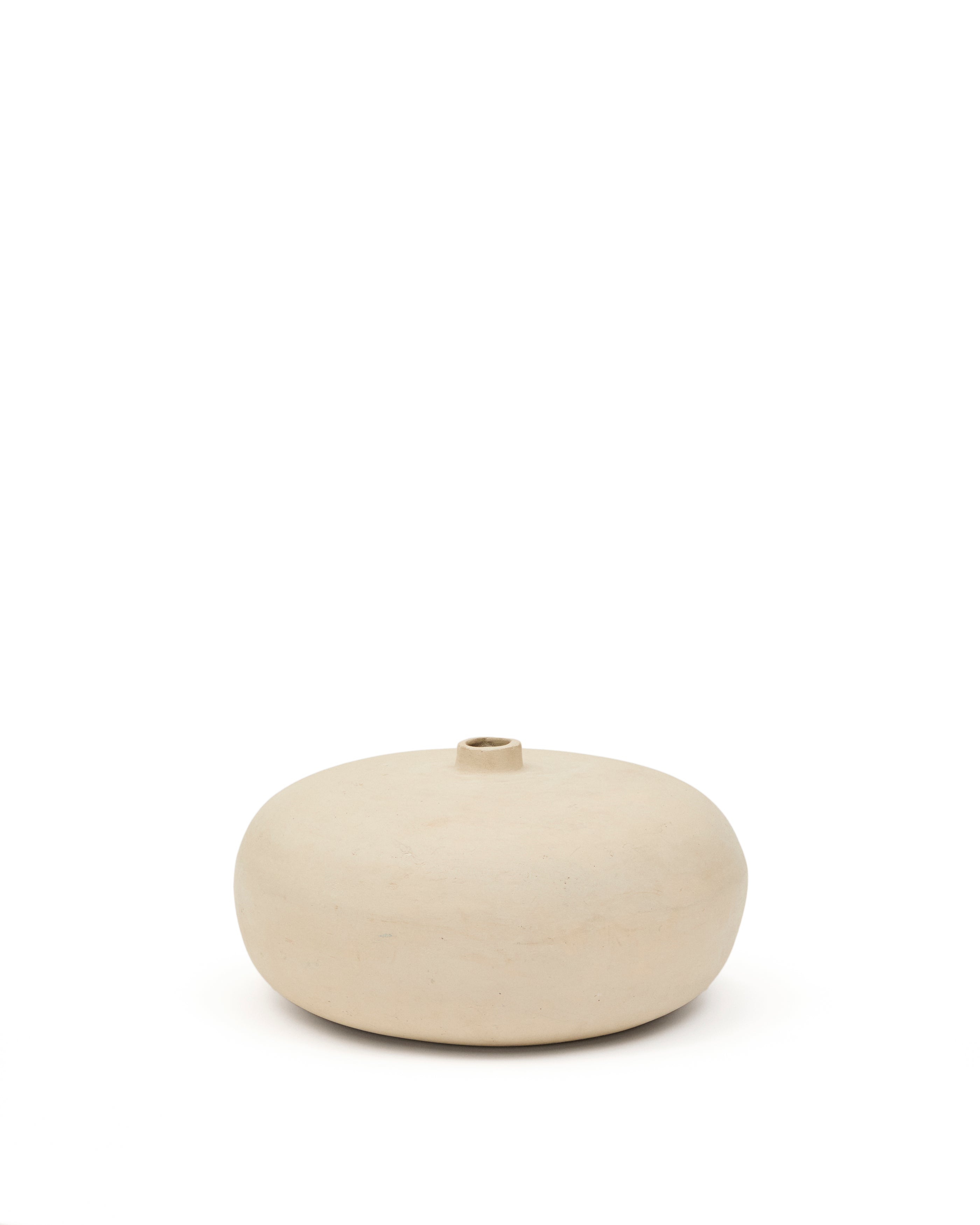 Nivala papier-mâché vase 15.5cm - Product Image