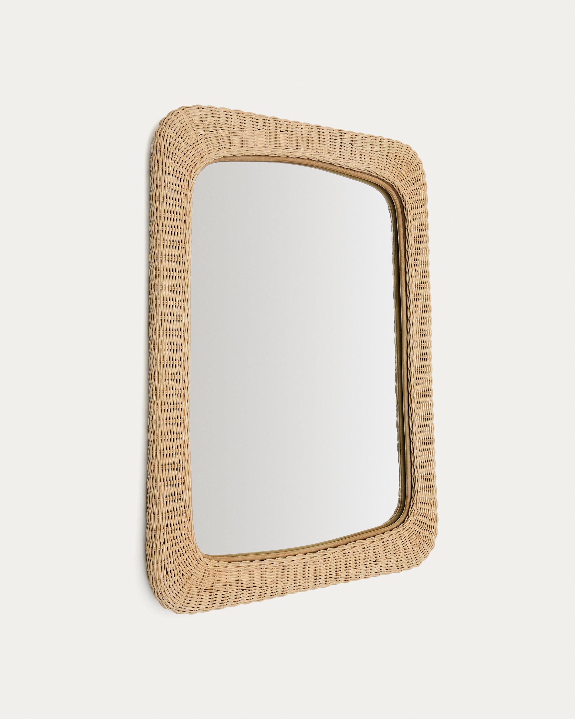 Zilna rattan mirror 58 x 79cm - Product View