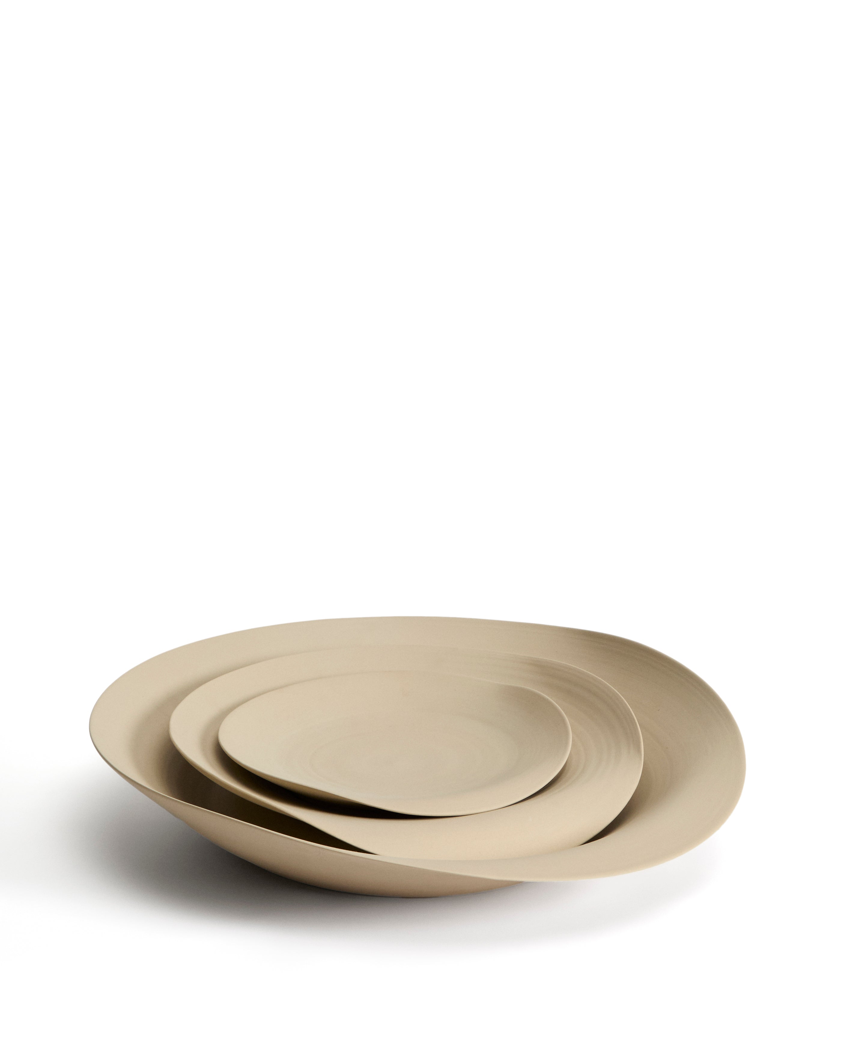 Ebenor beige ceramic table centerpiece Ø 30 cm - Product Image
