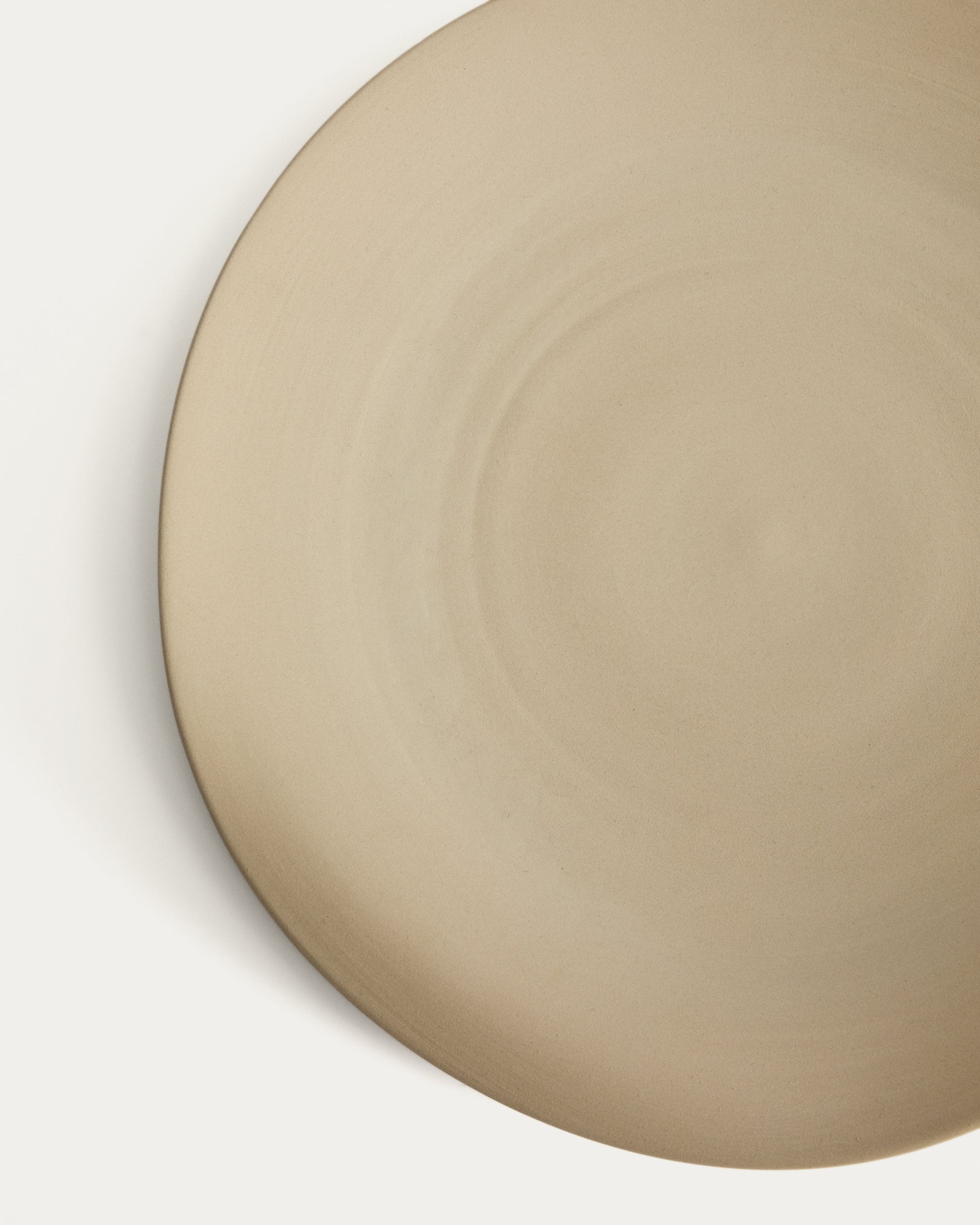 Ebenor beige ceramic table centerpiece Ø 30 cm - Detail