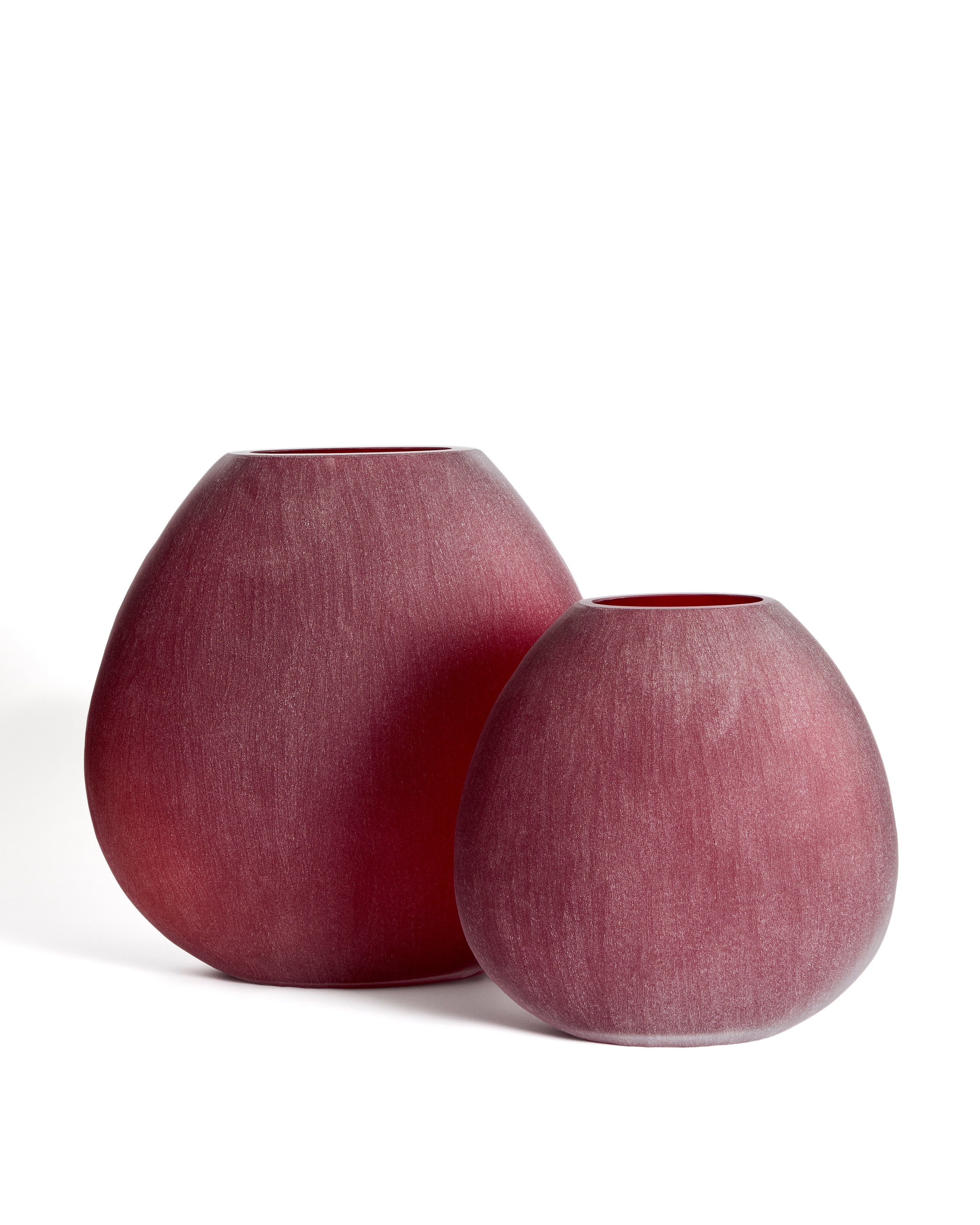 Rovena burgundy glass vase 33.5 cm - Product Image