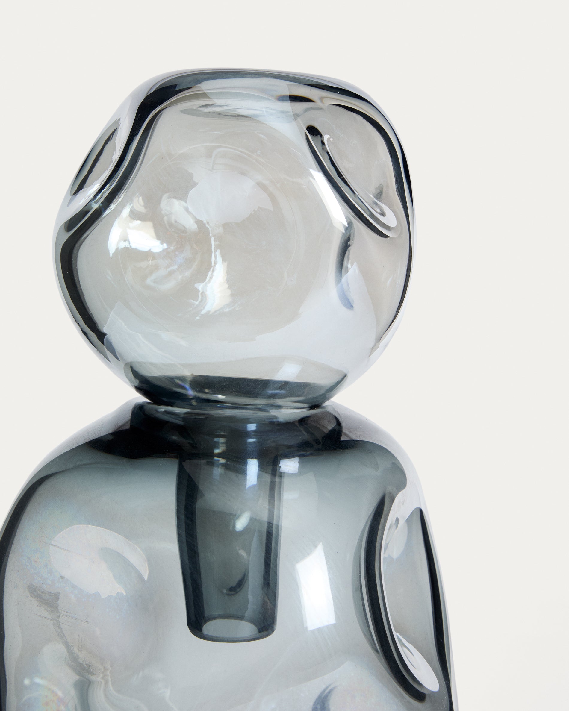 Olivet blue glass vase 32.5 cm - Detail