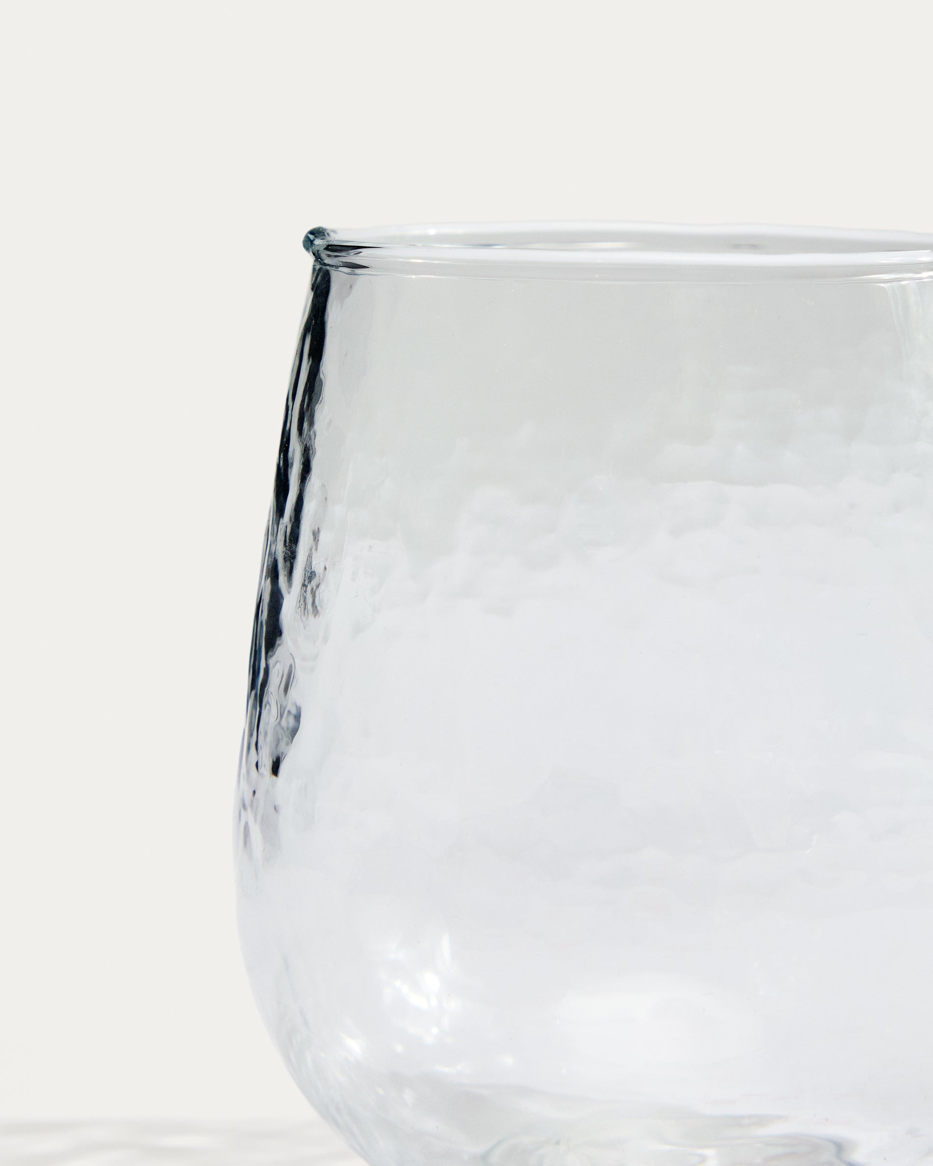 Sileia cup made of transparent recycled glass - Detail