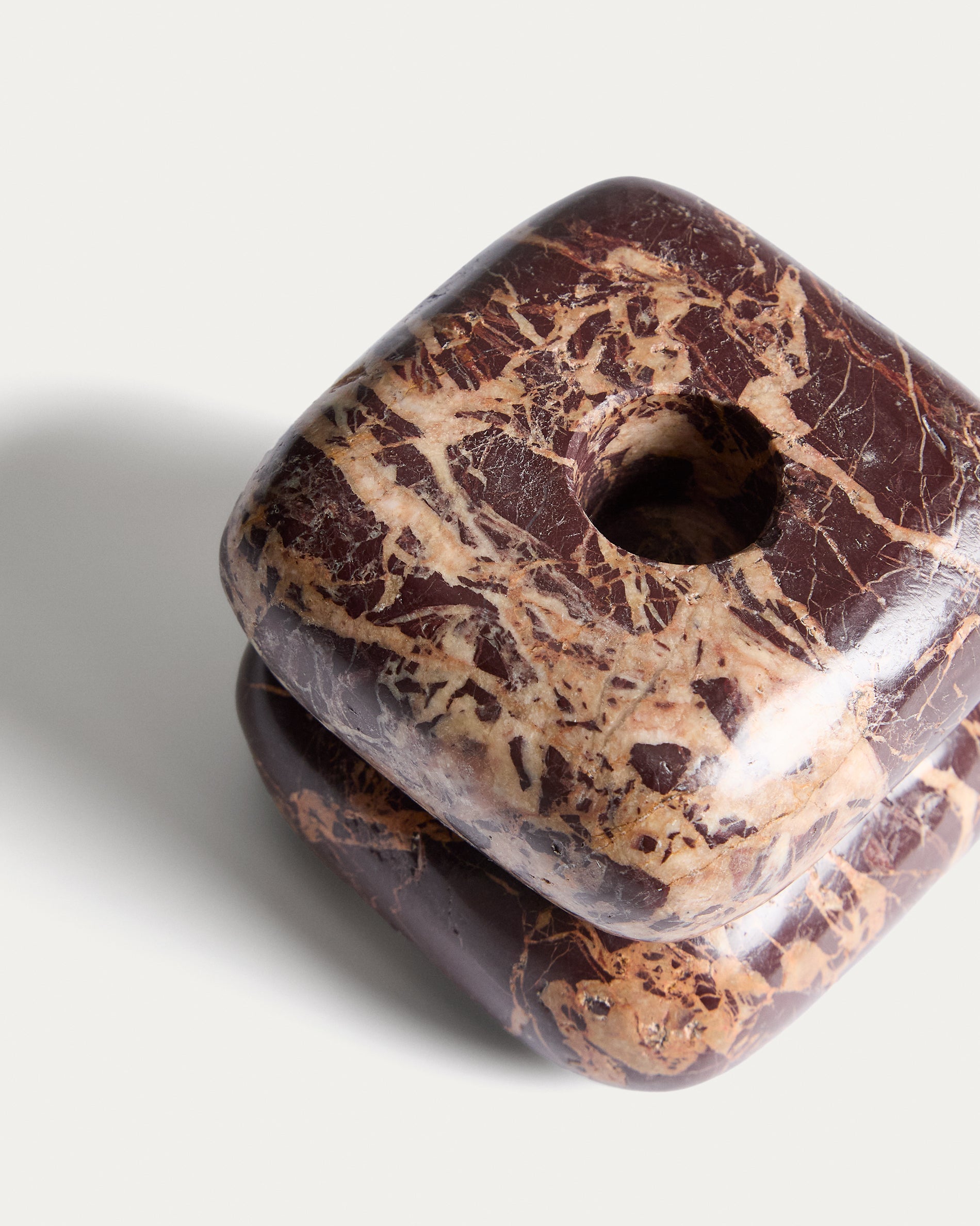 Liren maroon marble candle holder 8 cm - Detail