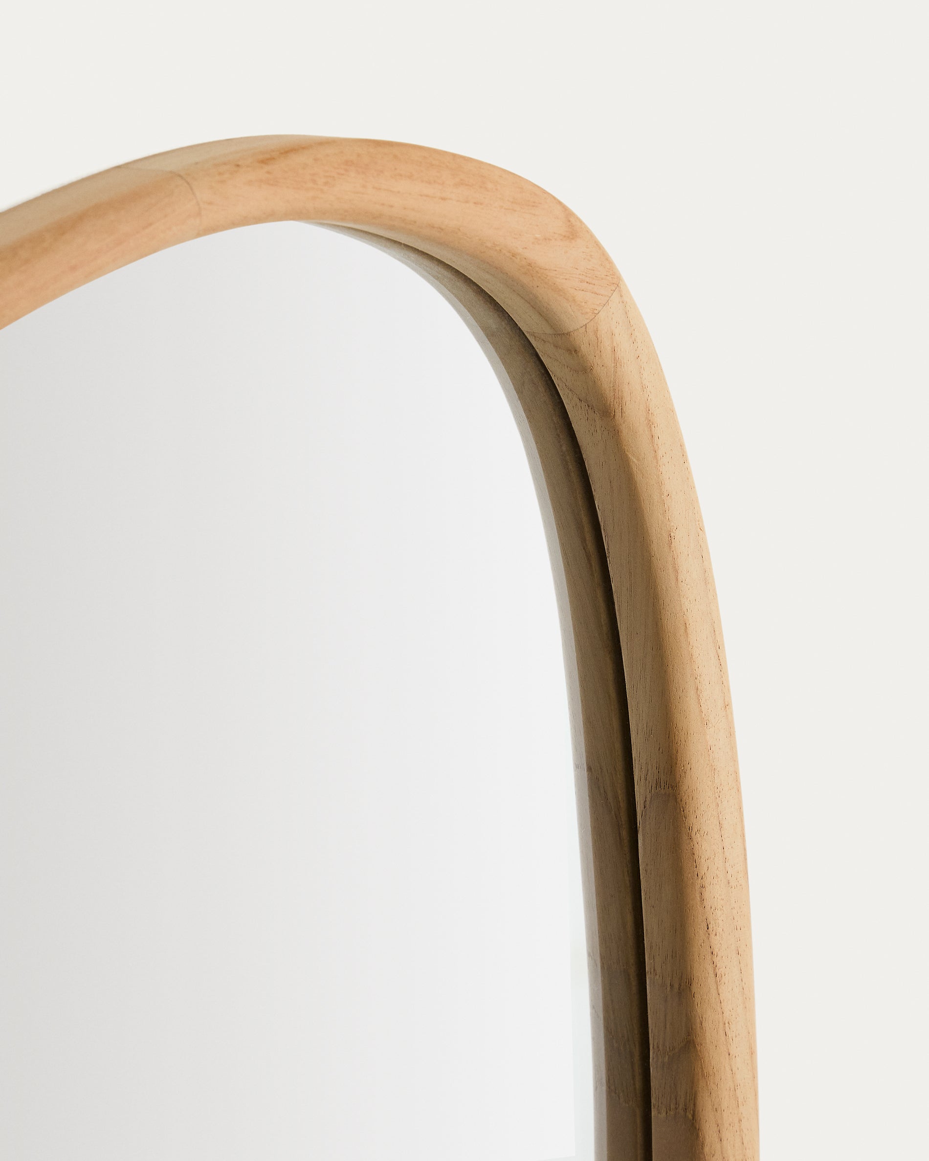 Alura teak wood mirror 45,5 x 47 cm FSC 100% - Detail