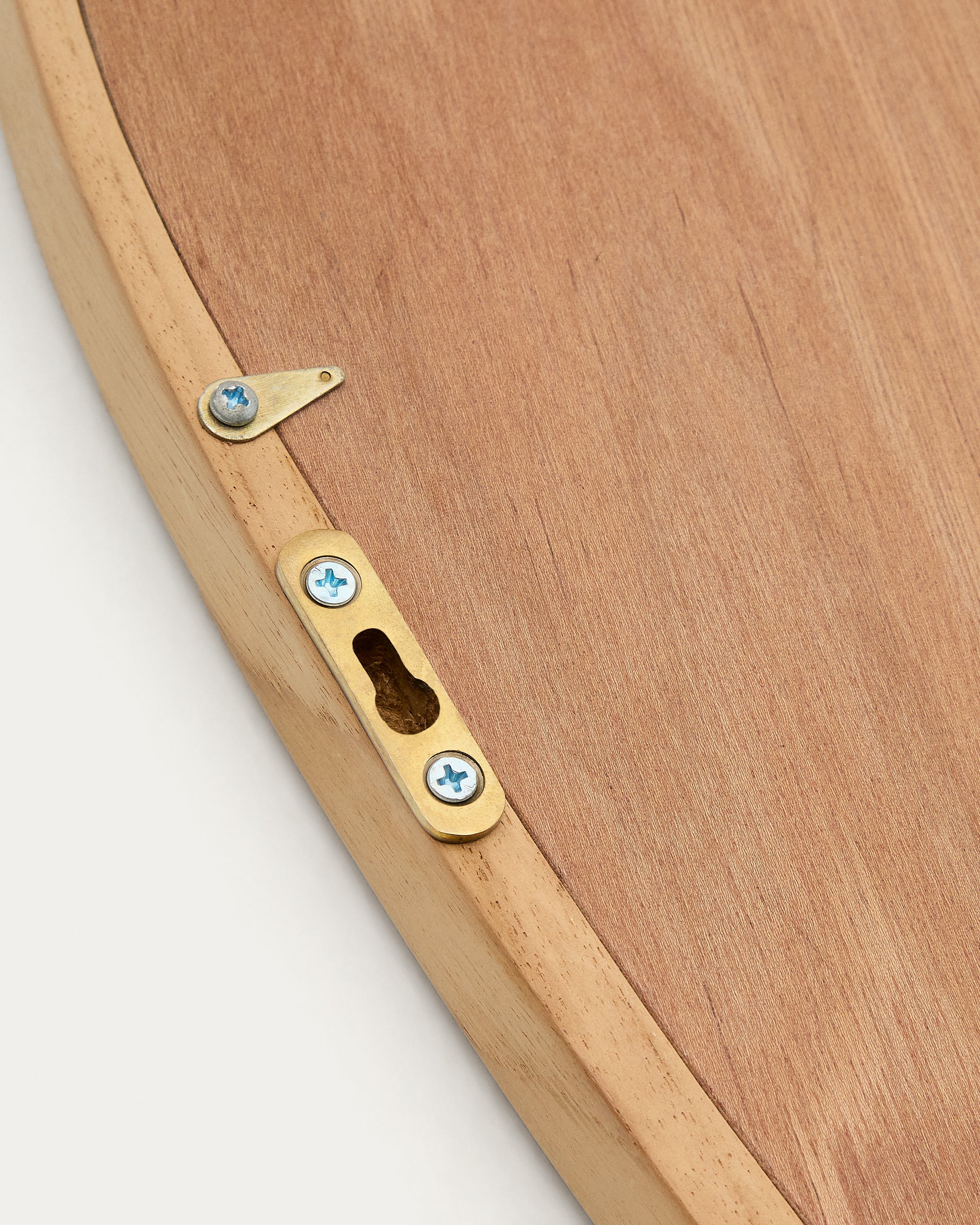 Alura teak wood mirror 45,5 x 47 cm FSC 100% - Detail