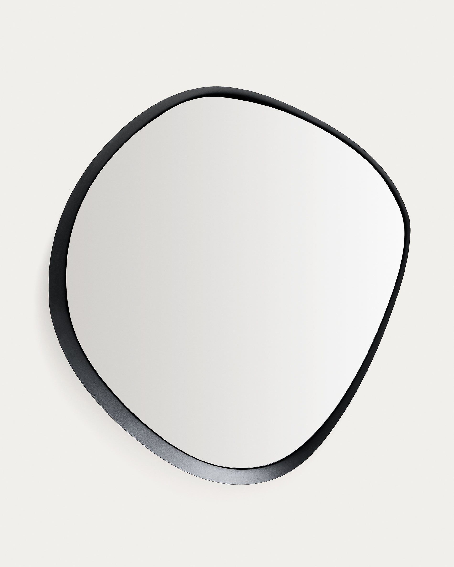 Tebel black metal mirror 85 x 93.5 cm - Product View