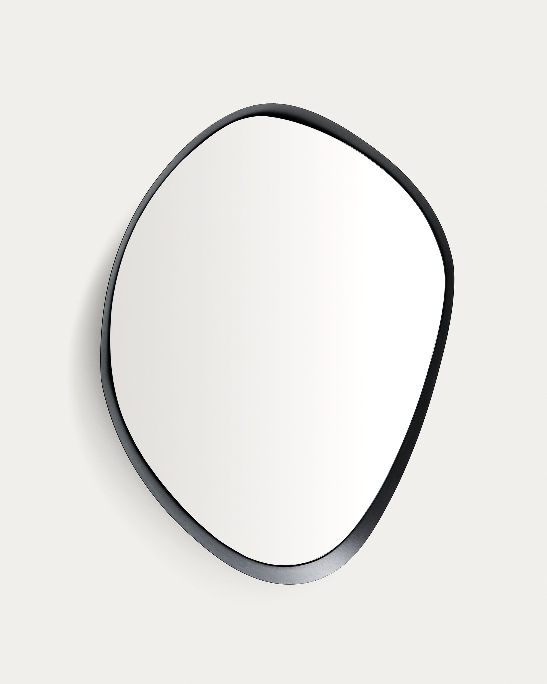 Tebel black metal mirror 85 x 93.5 cm - Product View