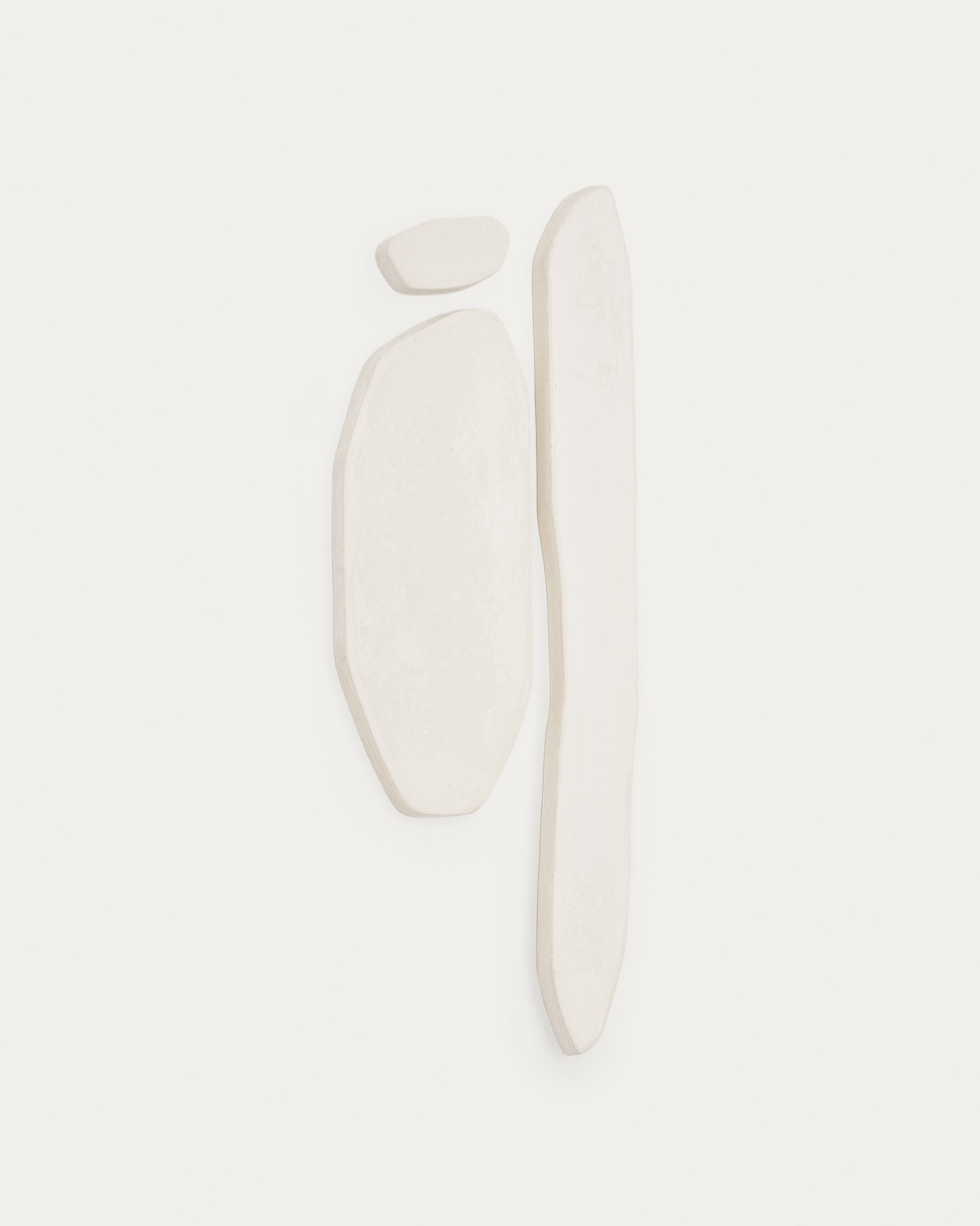 Siluna set of 3 elongated wall panels in white papier-mâché - Product View