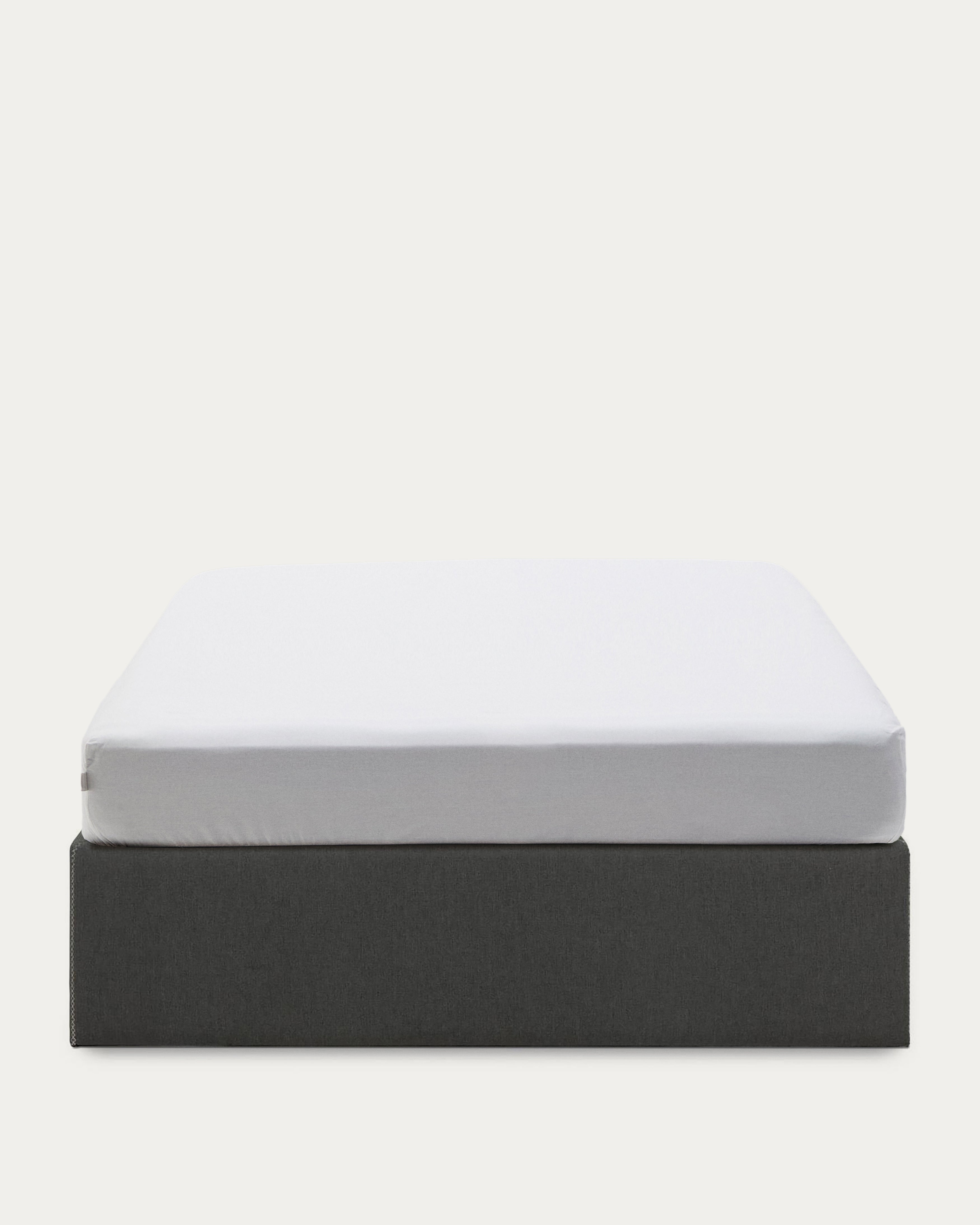 Matters ottoman bed base in black for a 140 x 190 cm mattress - Product View