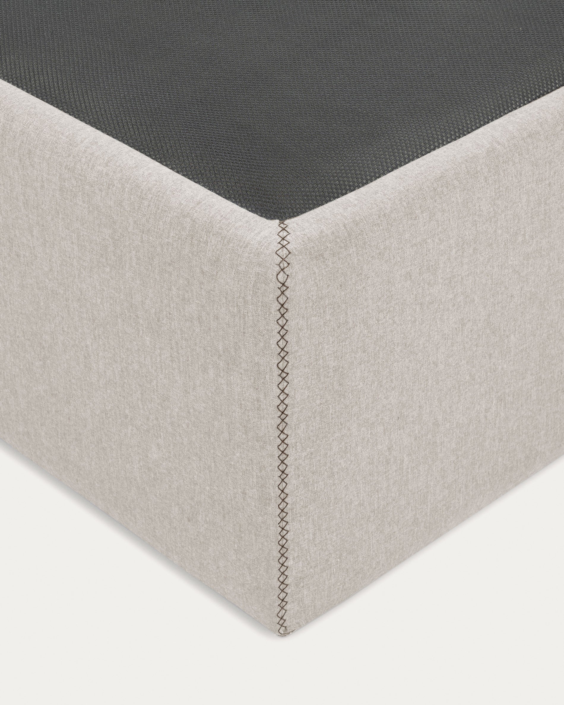 Matters ottoman bed base in beige for a 140 x 190 cm mattress - Detail