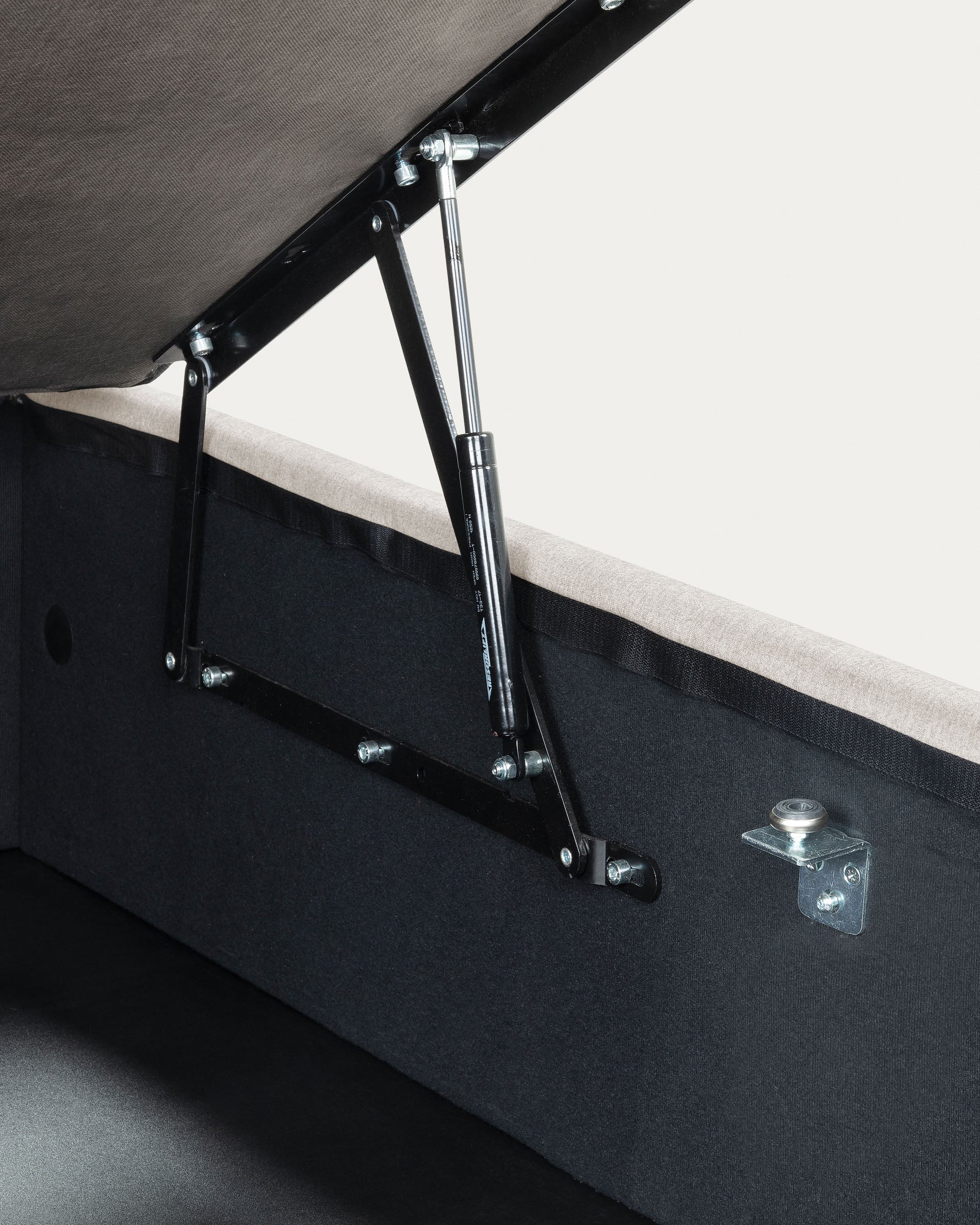 Matters ottoman bed base in beige for a 140 x 190 cm mattress - Detail