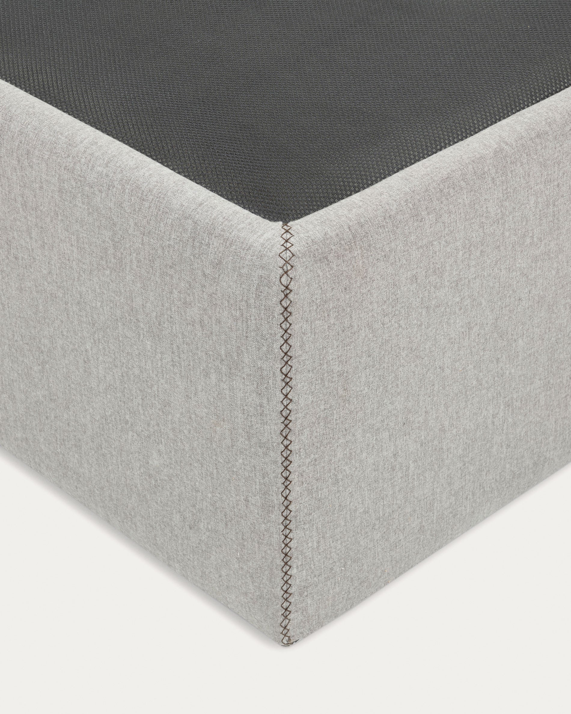 Matters ottoman bed base in grey for a 150 x 190 cm mattress - Detail
