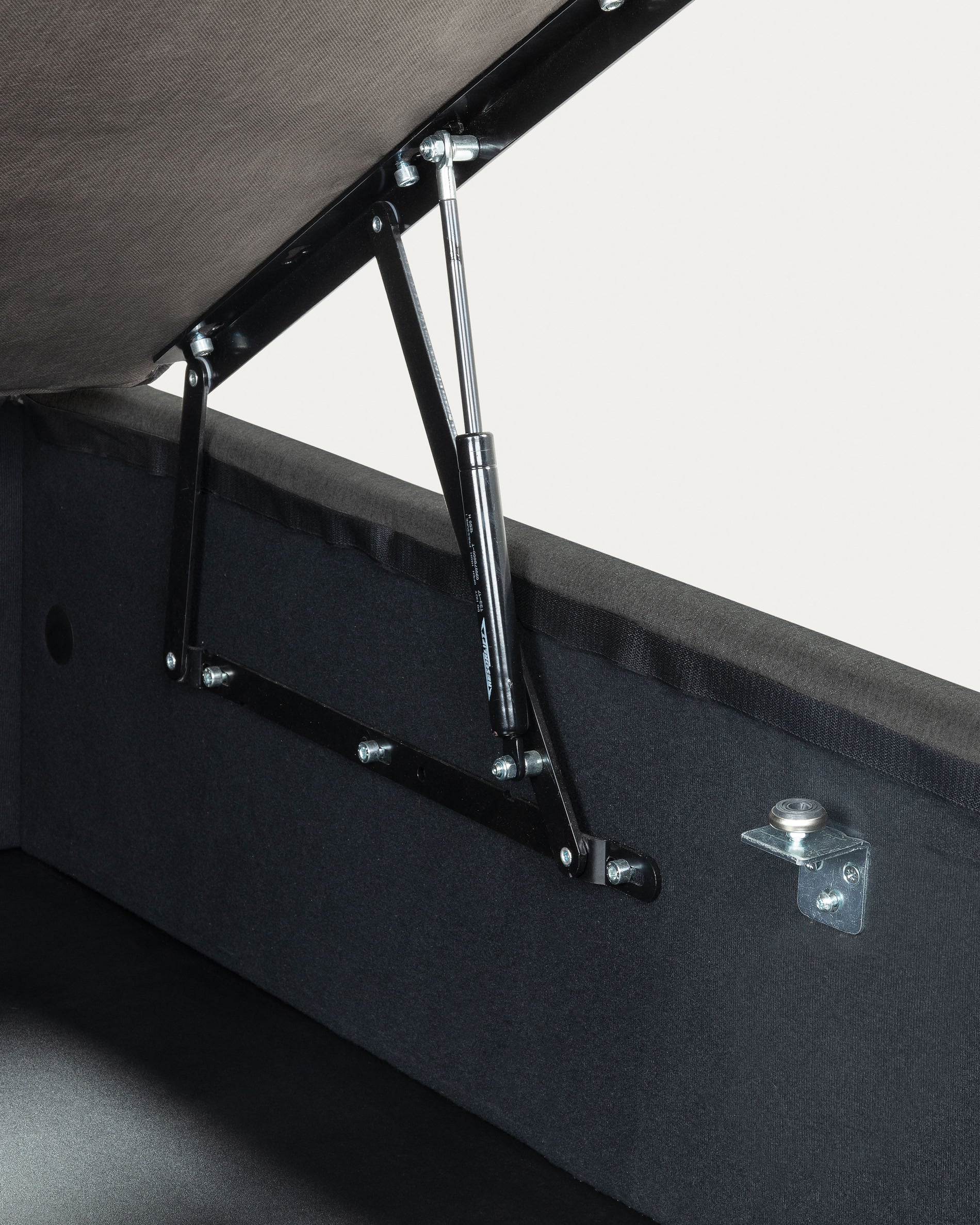 Matters ottoman bed base in black for a 160 x 200 cm mattress - Detail