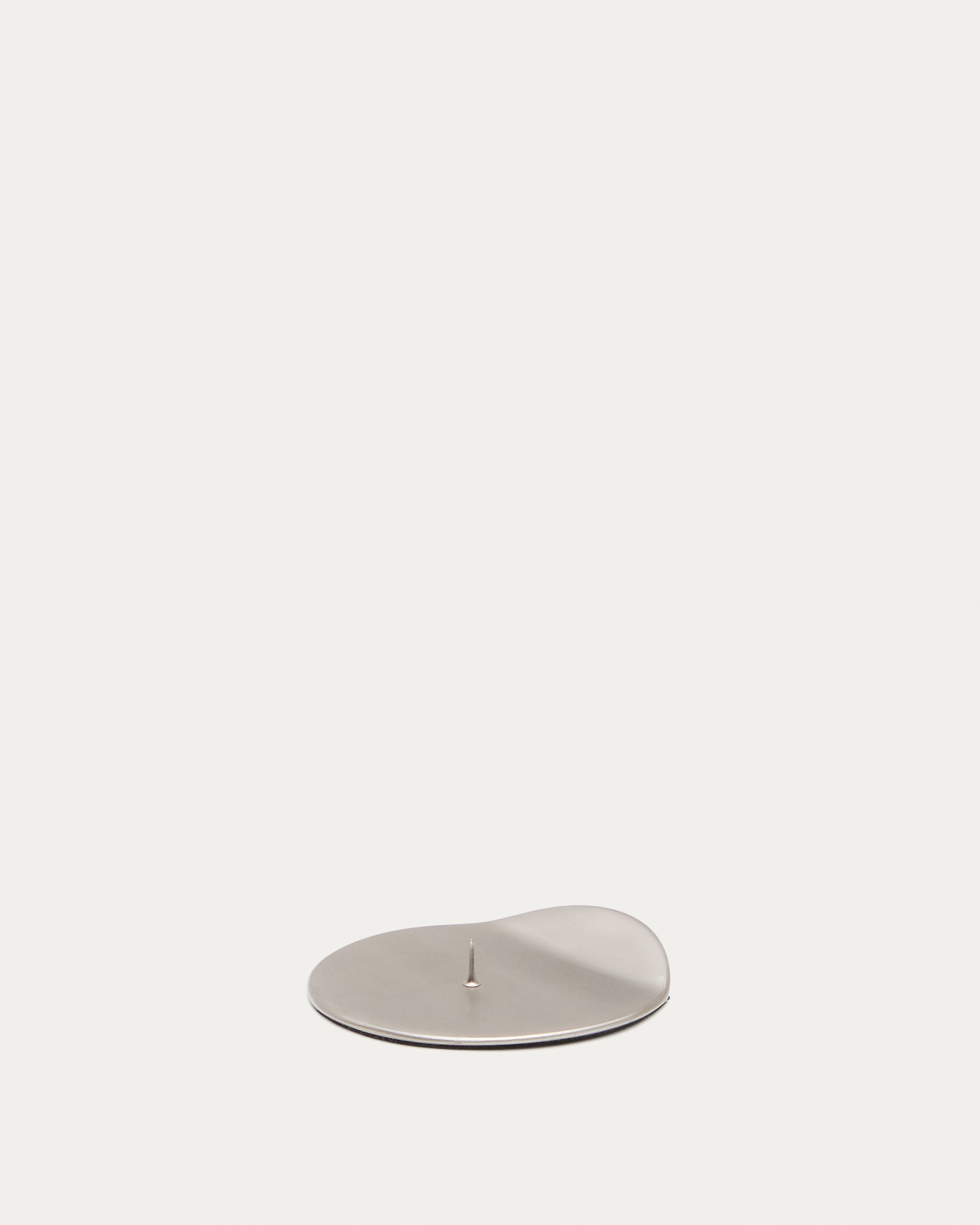 Quira silver-plated aluminium candle holder - Product View