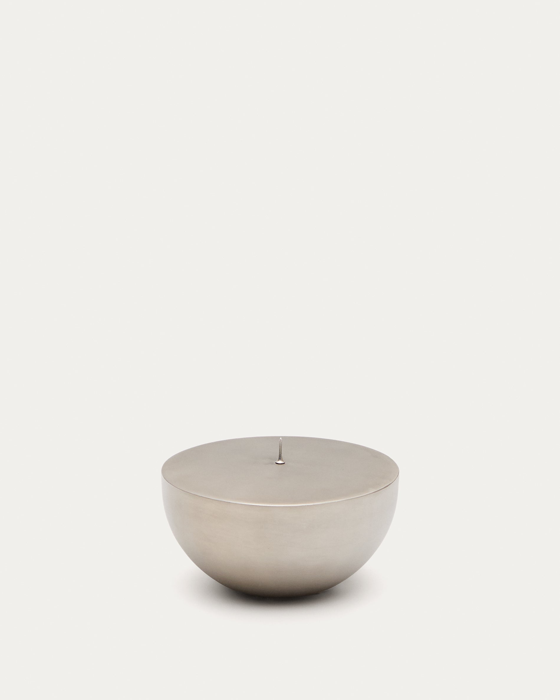 Quira large candle holder in silver-plated stainless steel - Product View