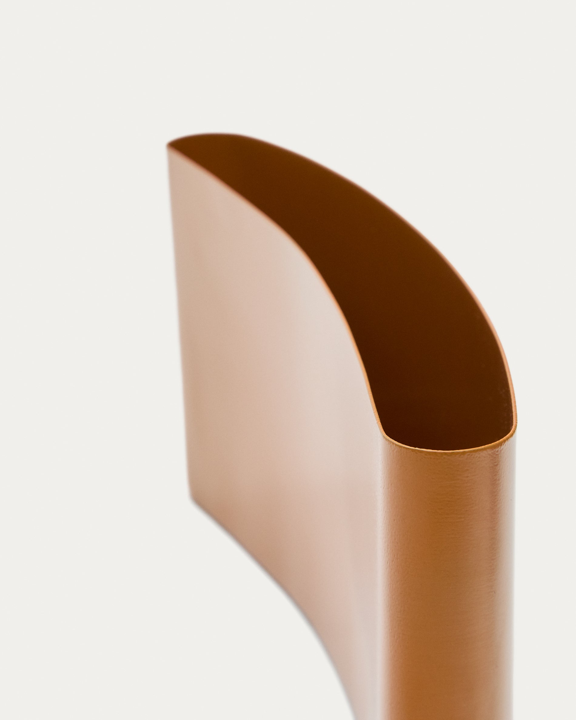 Mistra orange iron candlestick - Detail