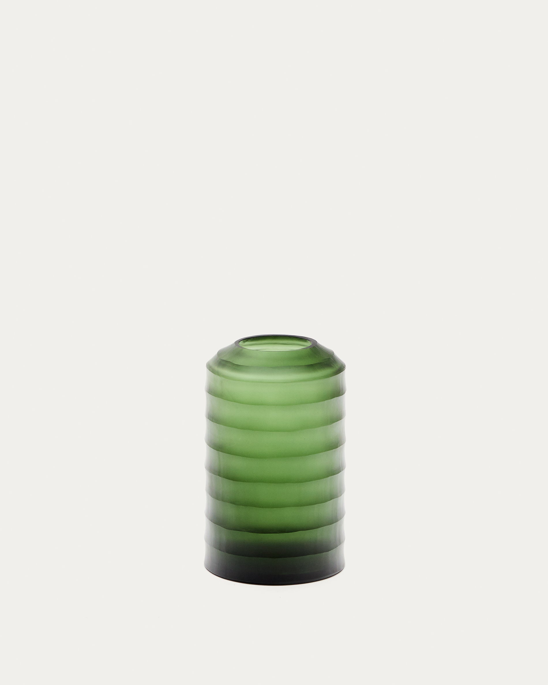 Bunce vase made of green, recycled glass, 19.5 cm.