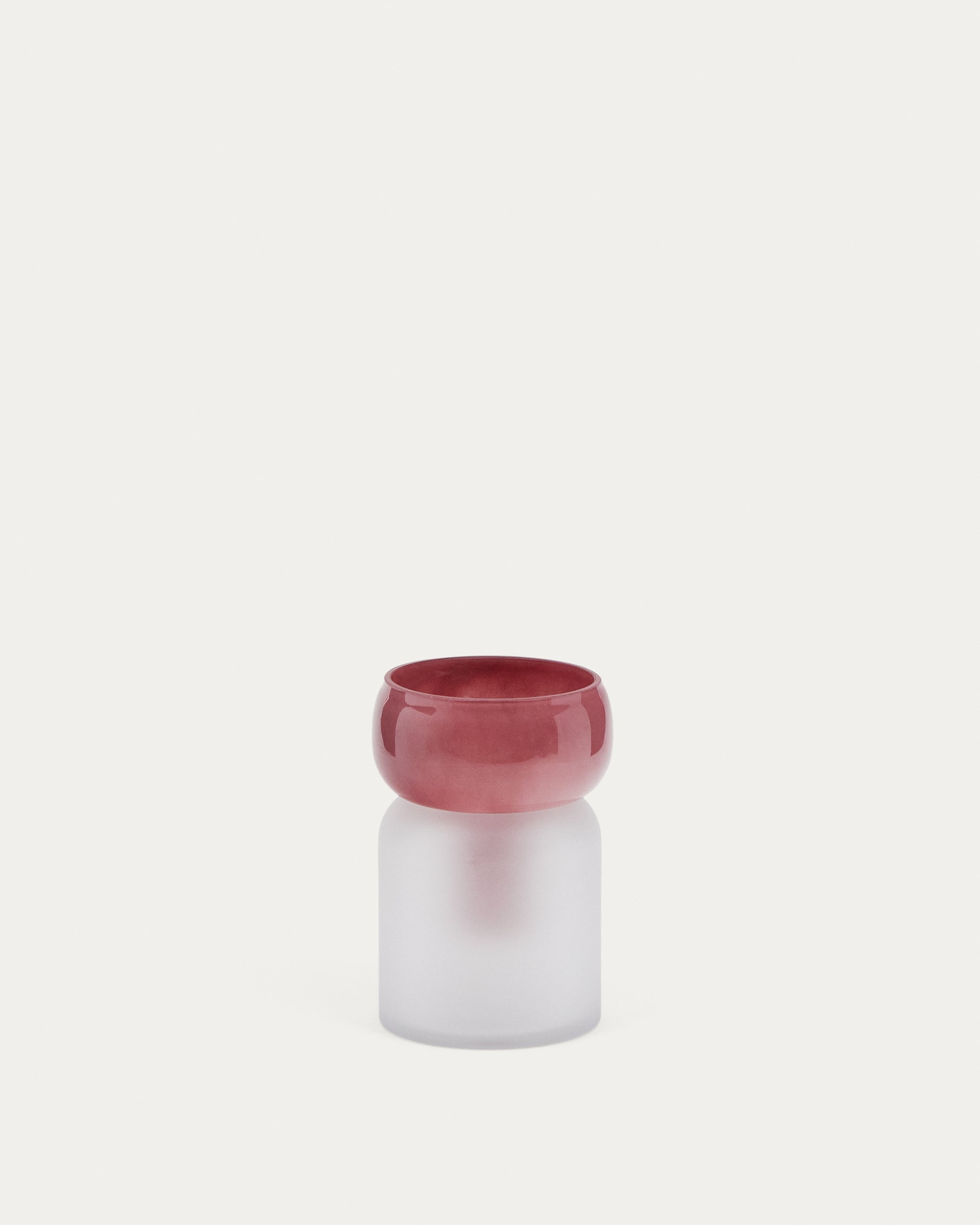 Kelse transparent and pink glass vase, 19 cm - Product View