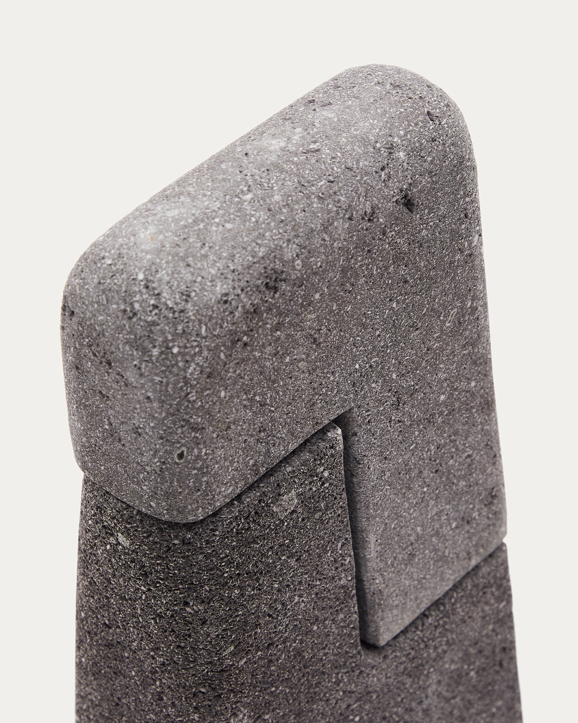 Sipa stone statue with natural finish 30 cm