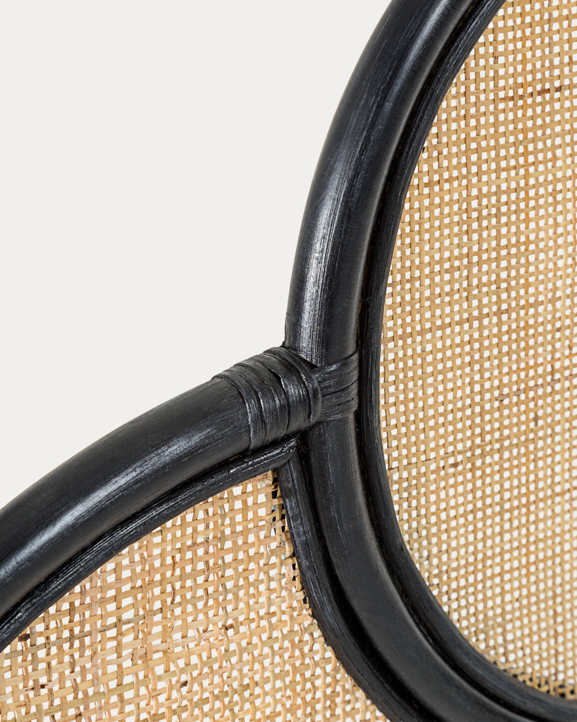 Lalita rattan headboard with a black finish, for 160 cm beds - Detail