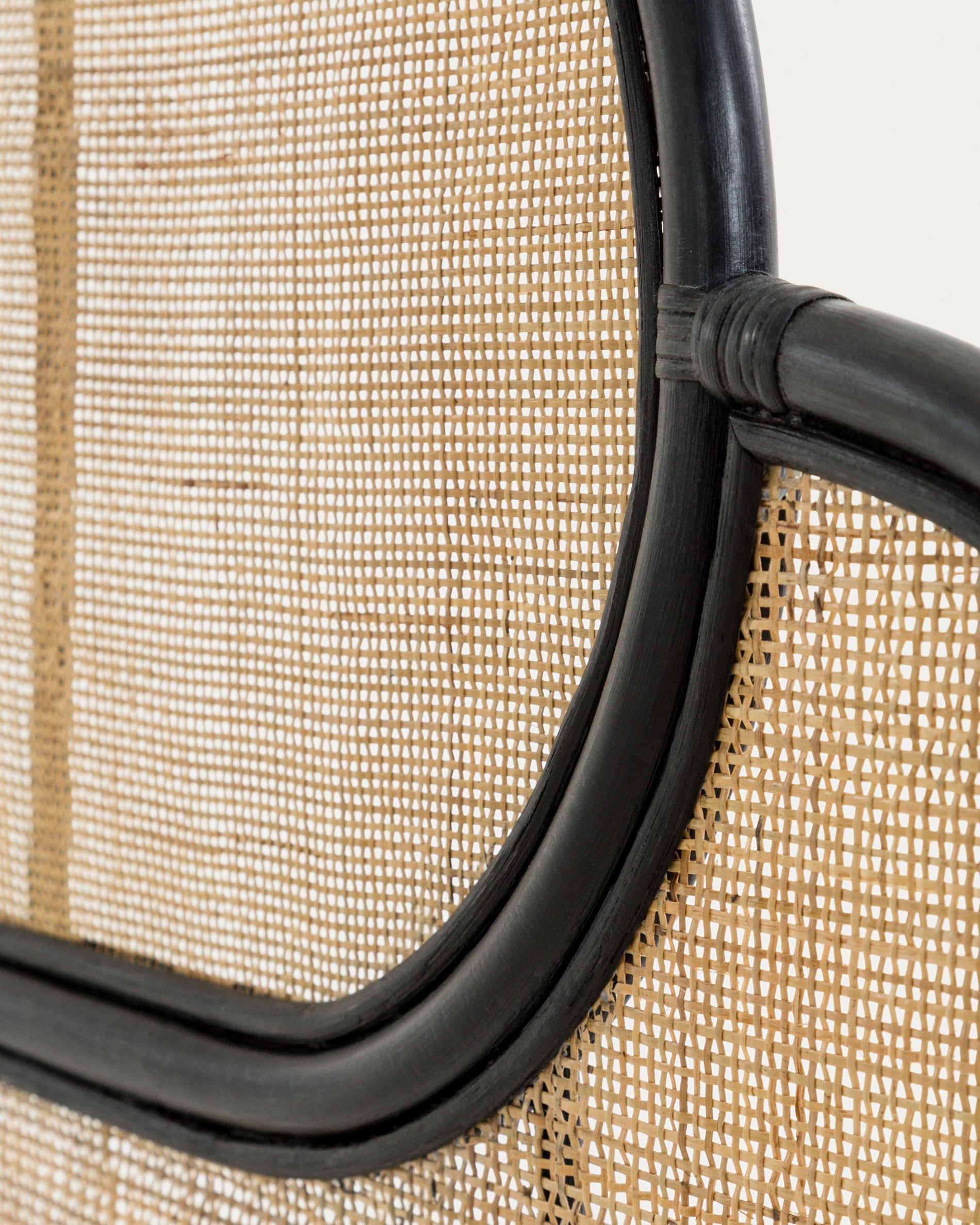 Lalita rattan headboard with a black finish, for 160 cm beds - Detail