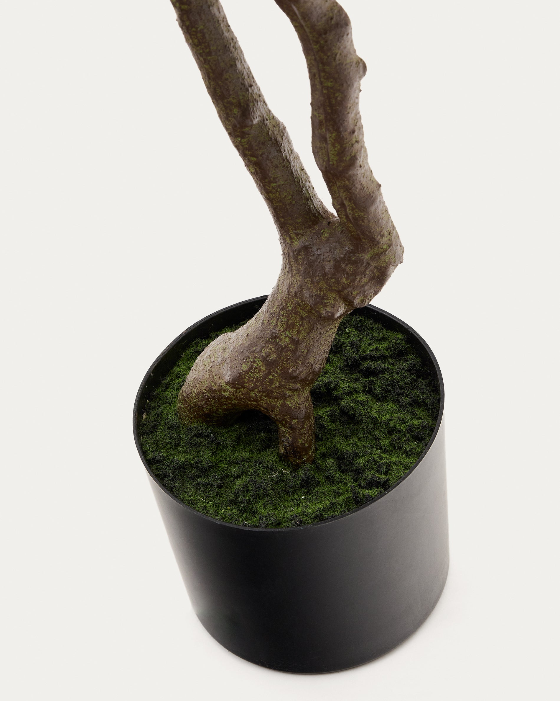 Artificial Pachira tree in black pot 180 cm - Detail
