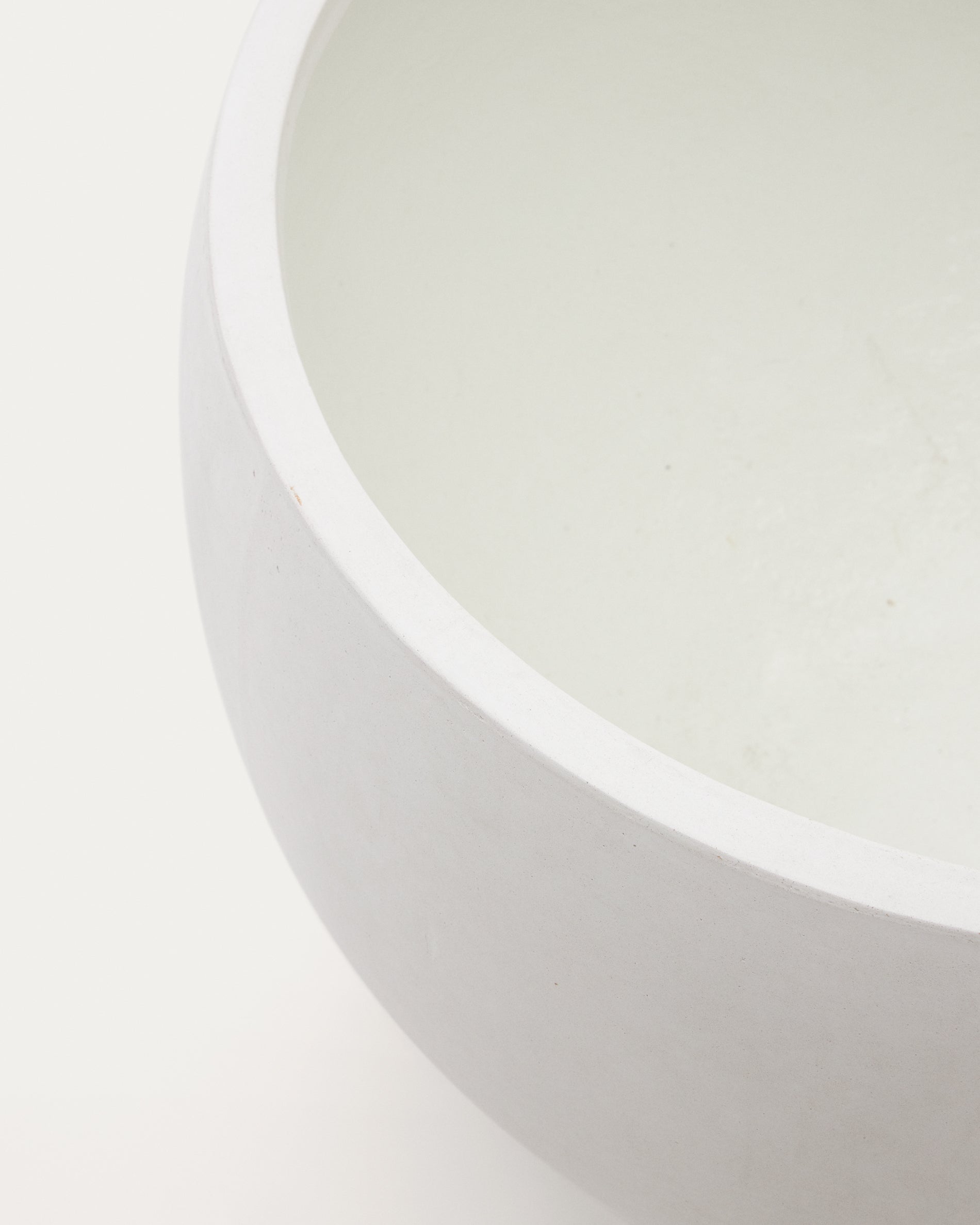 Grau White Cement Planter Ø 72 cm - Detail