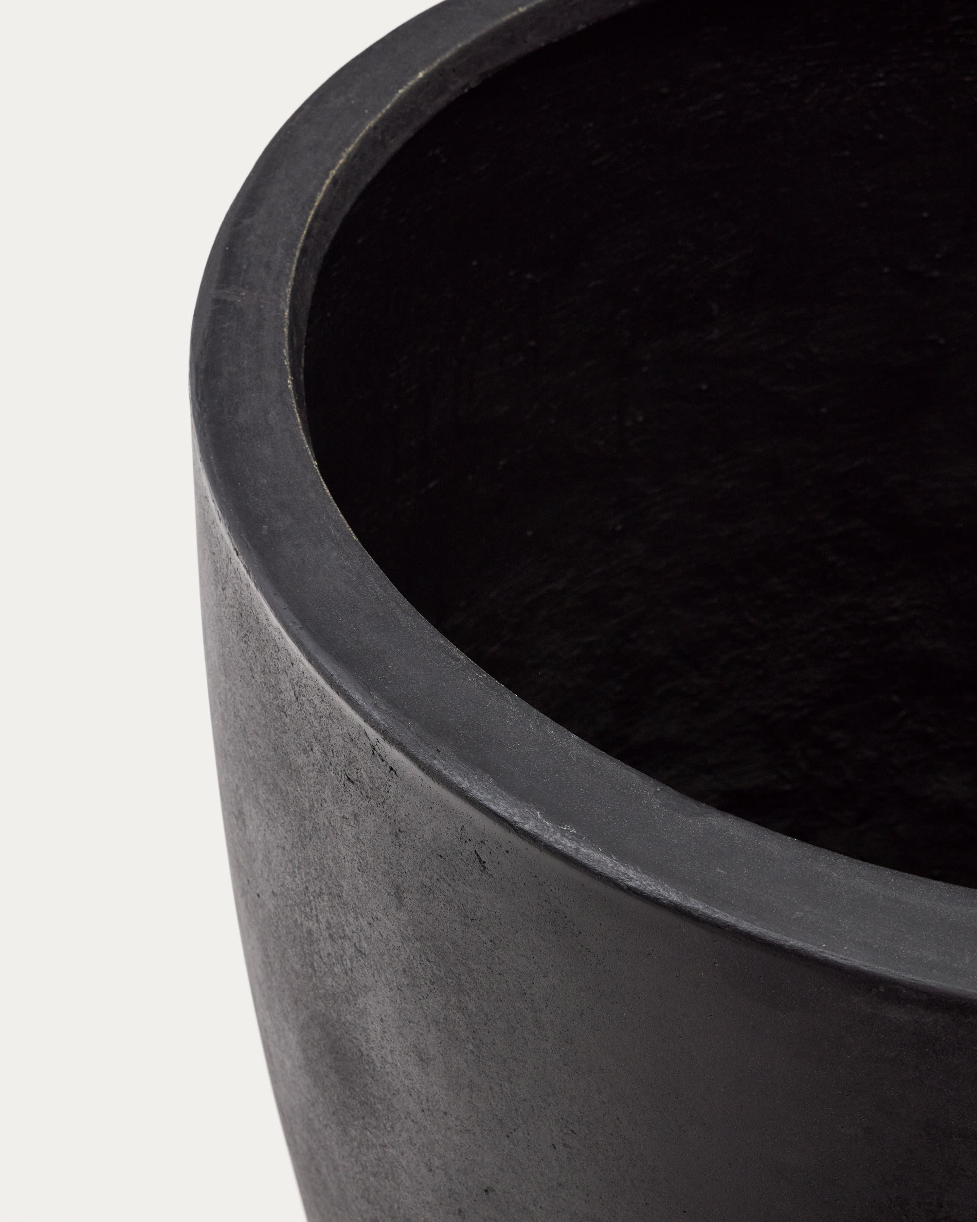 Aiguablava black cement planter Ø 75 cm