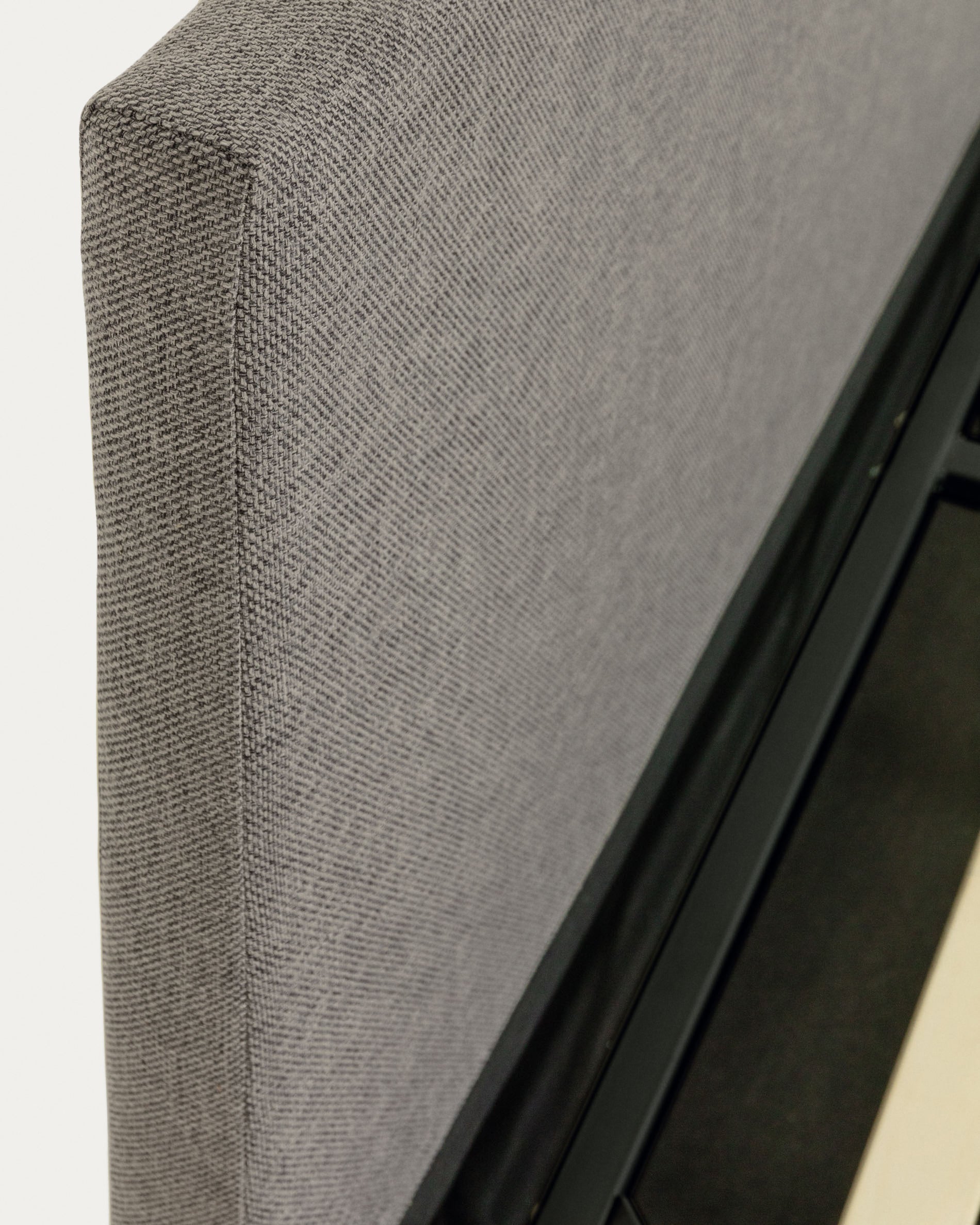 Nahiri ottoman bed for a 160 x 200 cm mattress - Detail