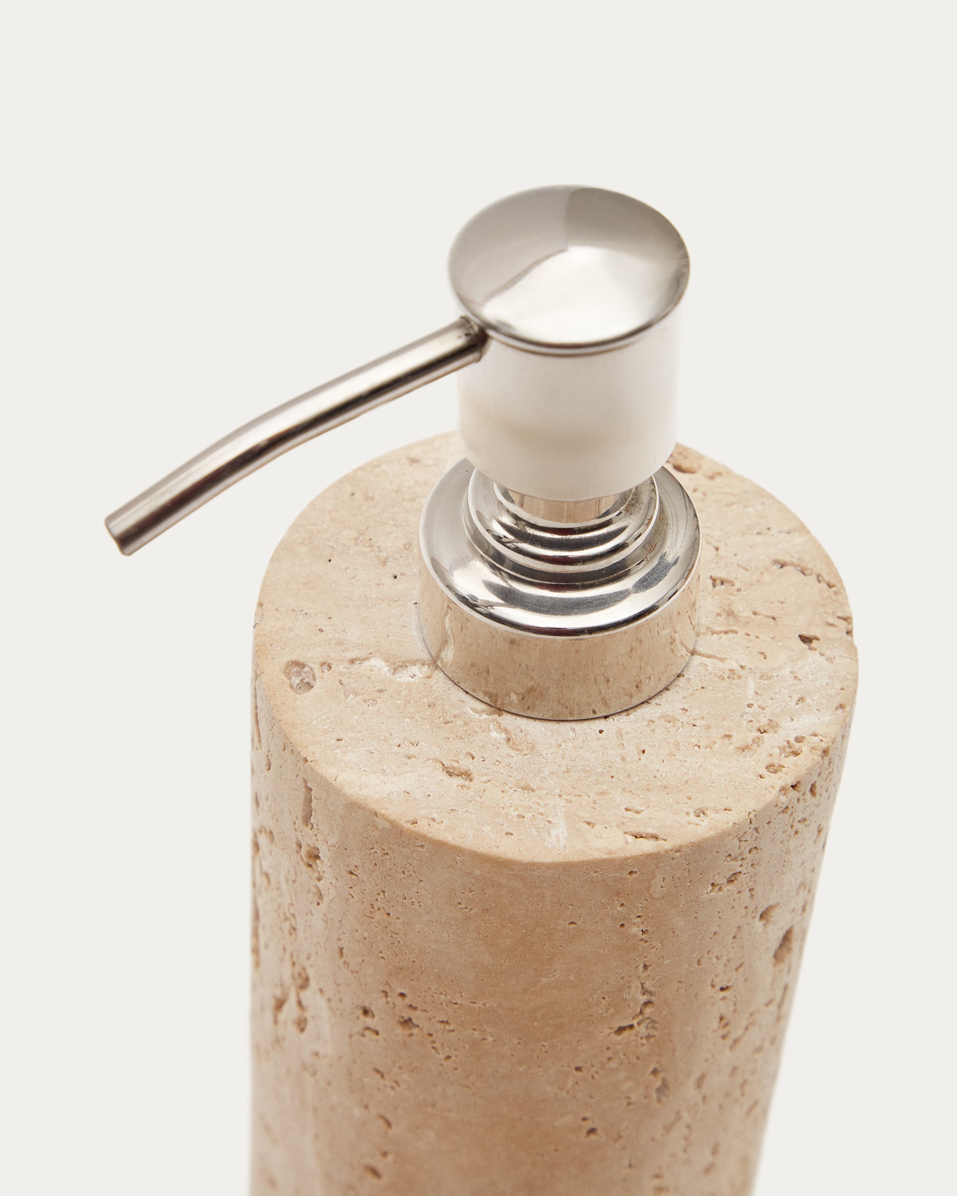Macre beige travertine soap dispenser - Detail