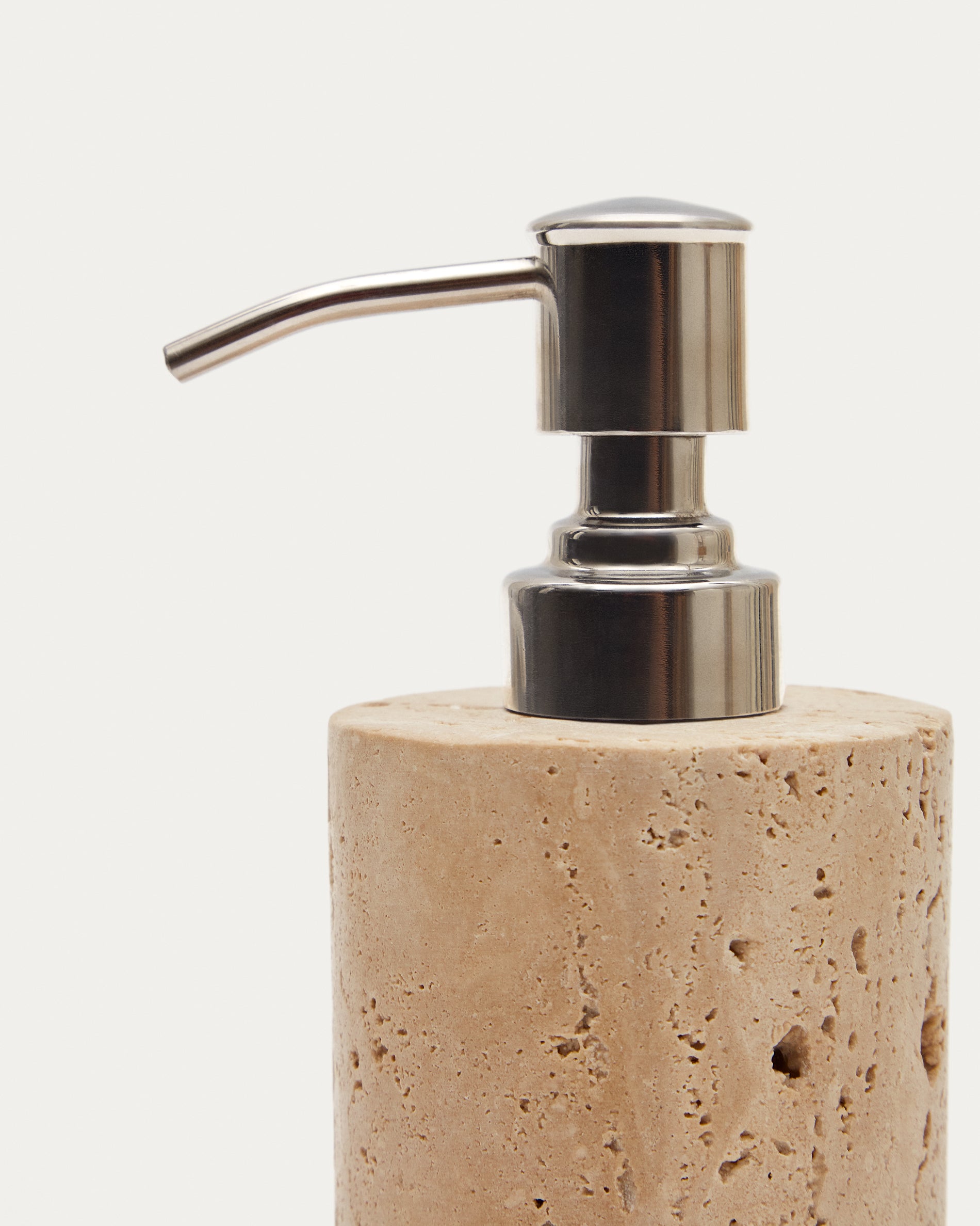 Macre beige travertine soap dispenser - Detail