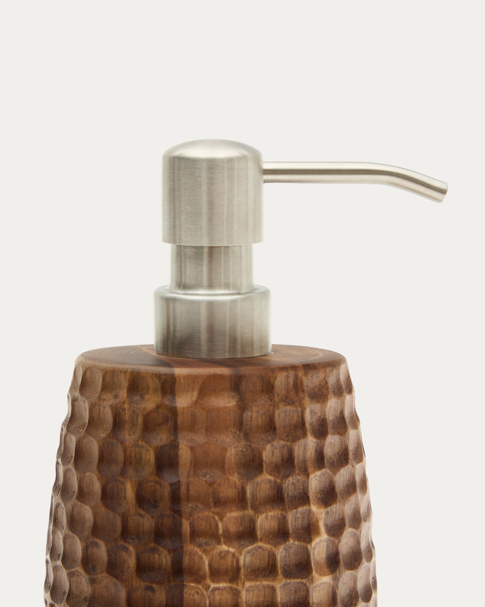 Fraz acacia wood soap dispenser FSC 100% - Detail