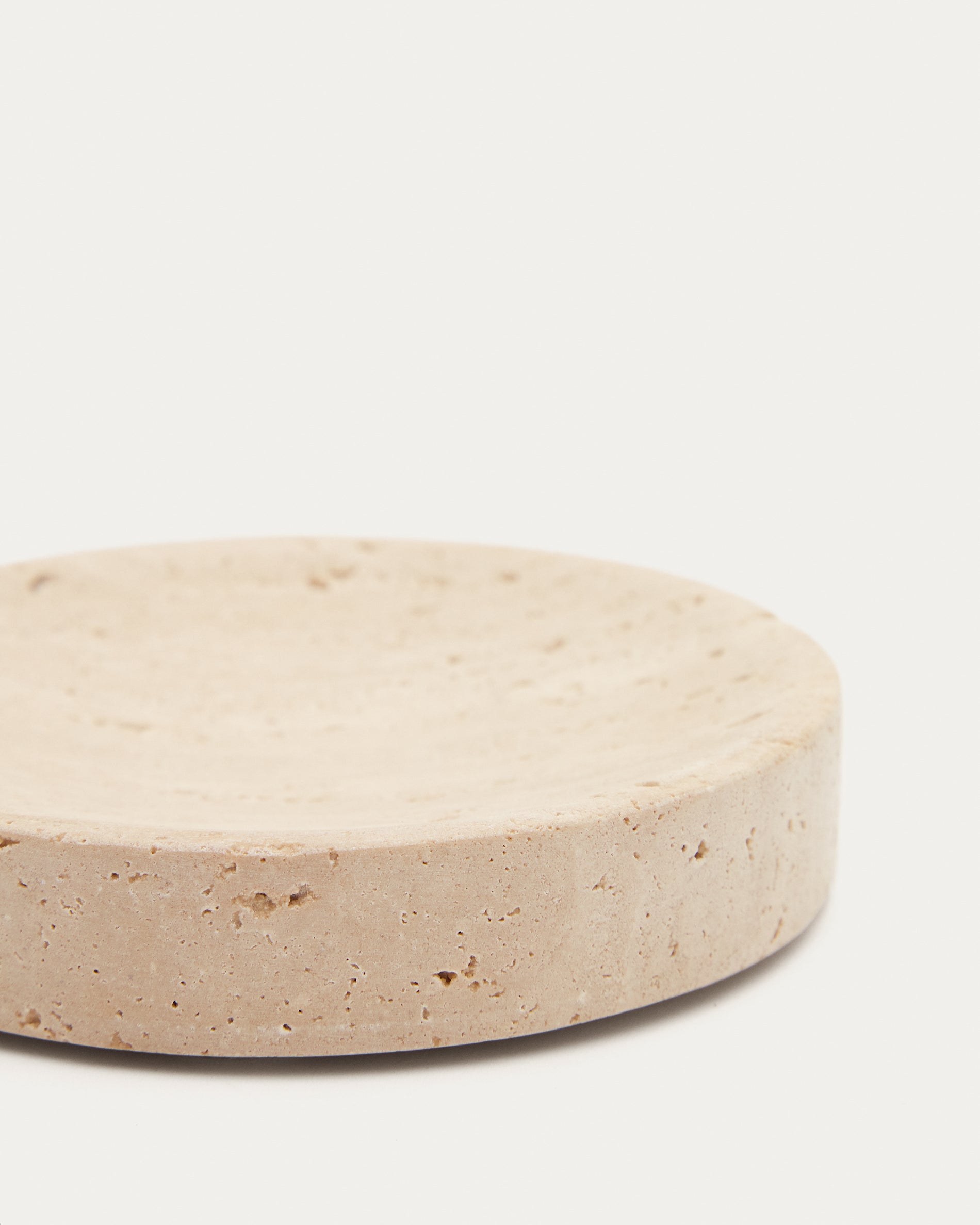 Macre beige travertine soap dish - Detail