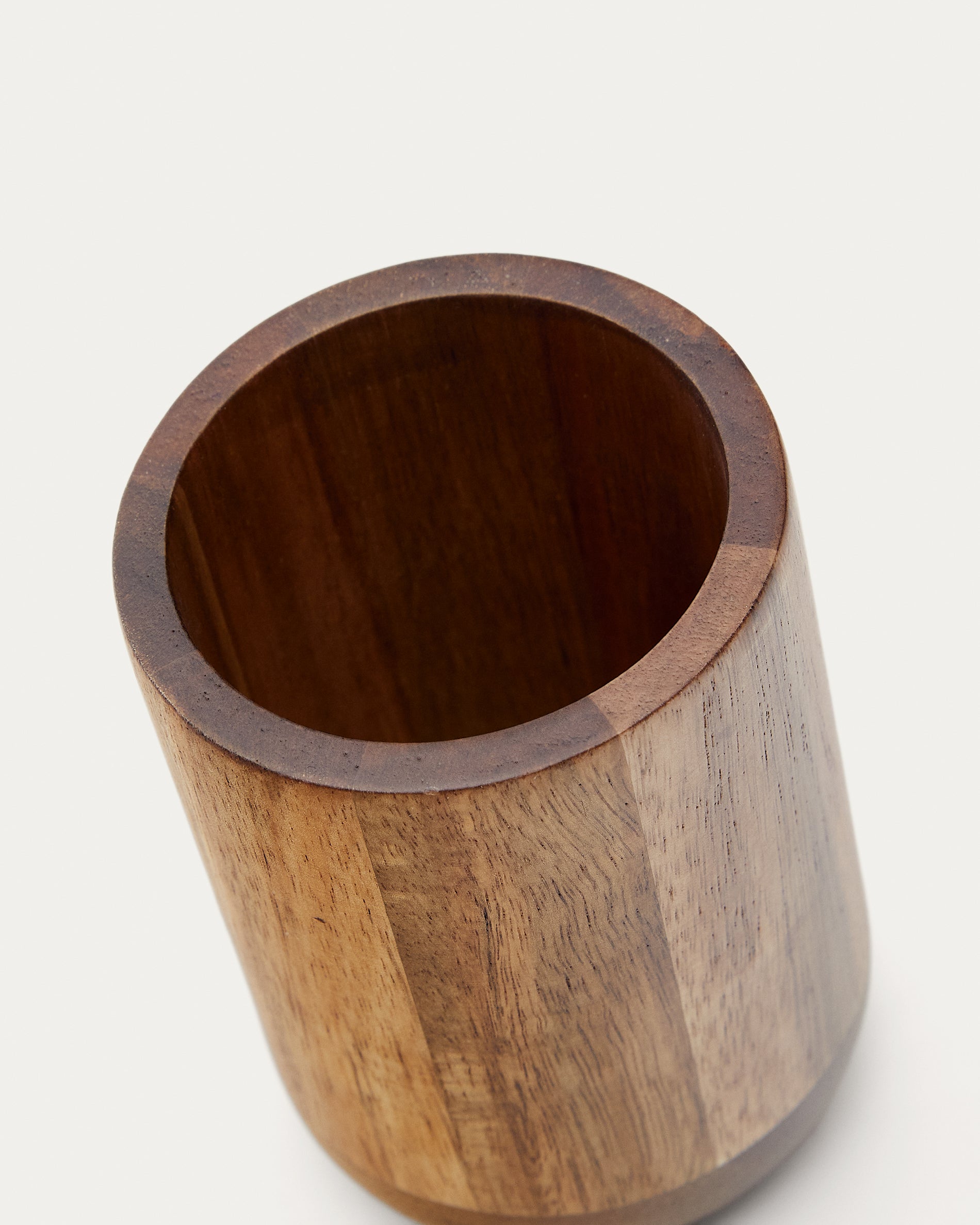 Acacia Wood Senda Toothbrush Holder - Detail