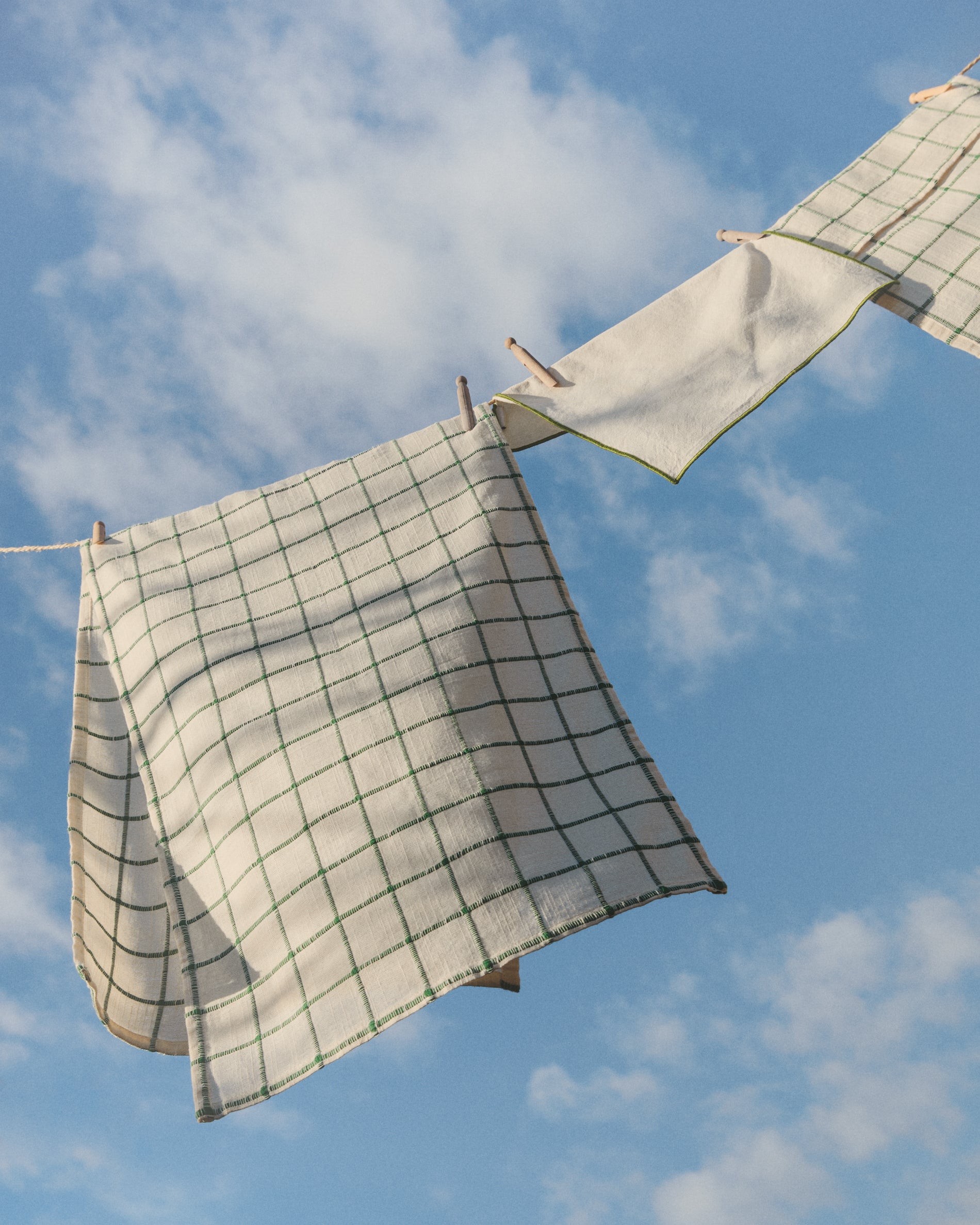 HcxBDoIwEEDRu8yadAZQid15BpaOIZUOUKXQUGRhw90lbn9efoK4tKBhWNcQNSOjVV6sM-ptNhlmL6qdPaPzphfGTxhnYxm75hV6xi2vKiquJVHOaPzTydRKZLwVlzqnoqFTqQ4IGXTjCvqeYBHQCQLozoxRMvh_a_c98pmI9v2x_wA