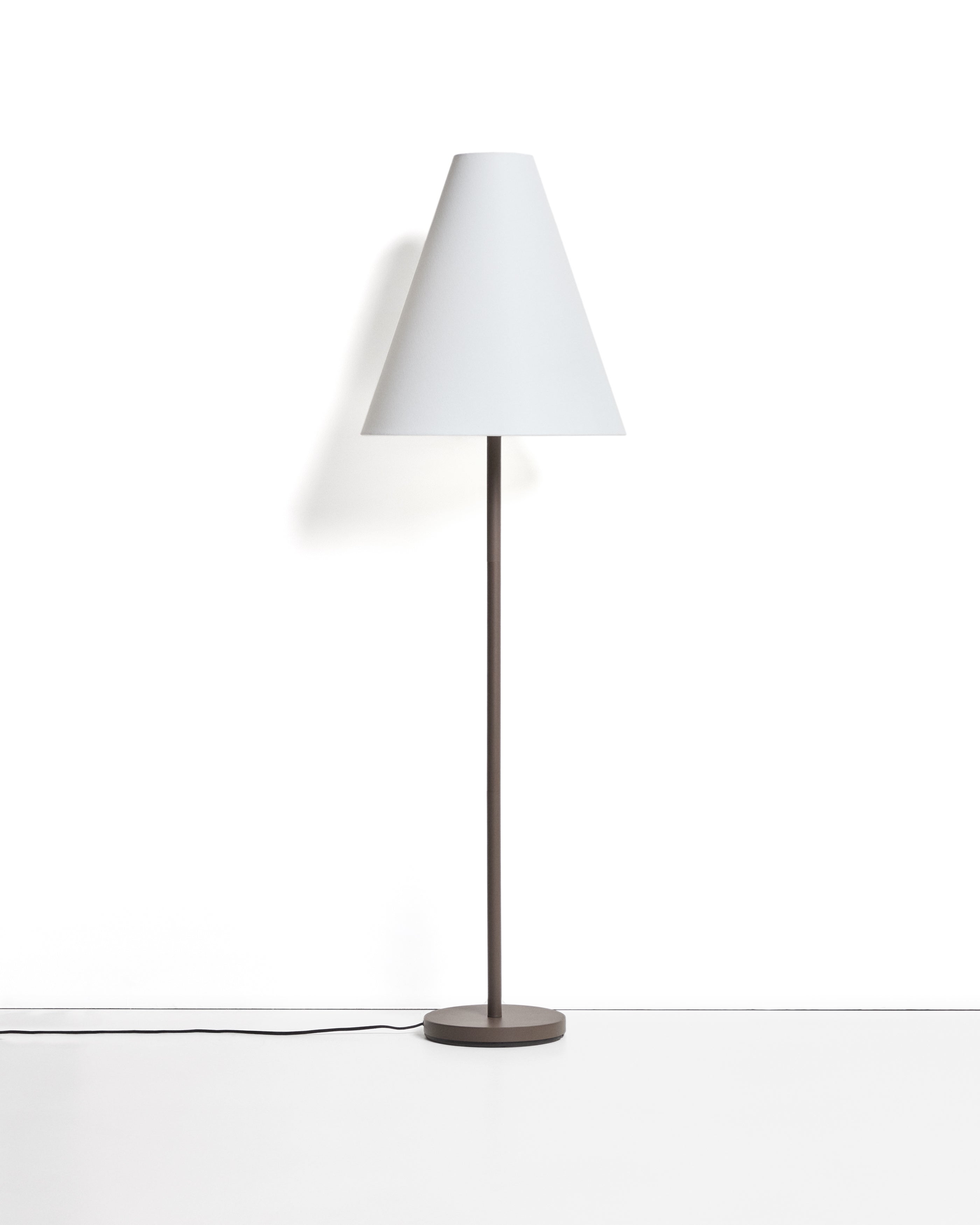 Navat metal floor lamp with brown distressed finish - Product Image