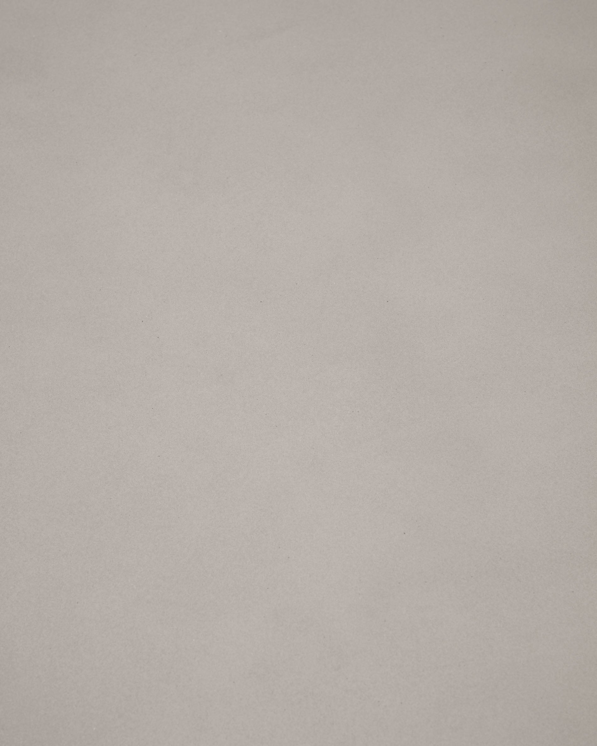 Taimi concrete round outdoor side table Ø 50 cm - Detail