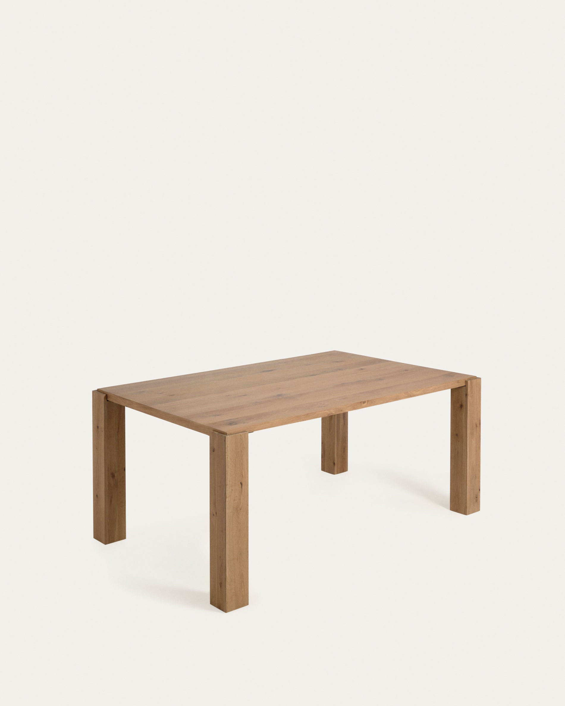 Deyanira table with oak veneer and solid oak legs 160 x 90 cm - Product View