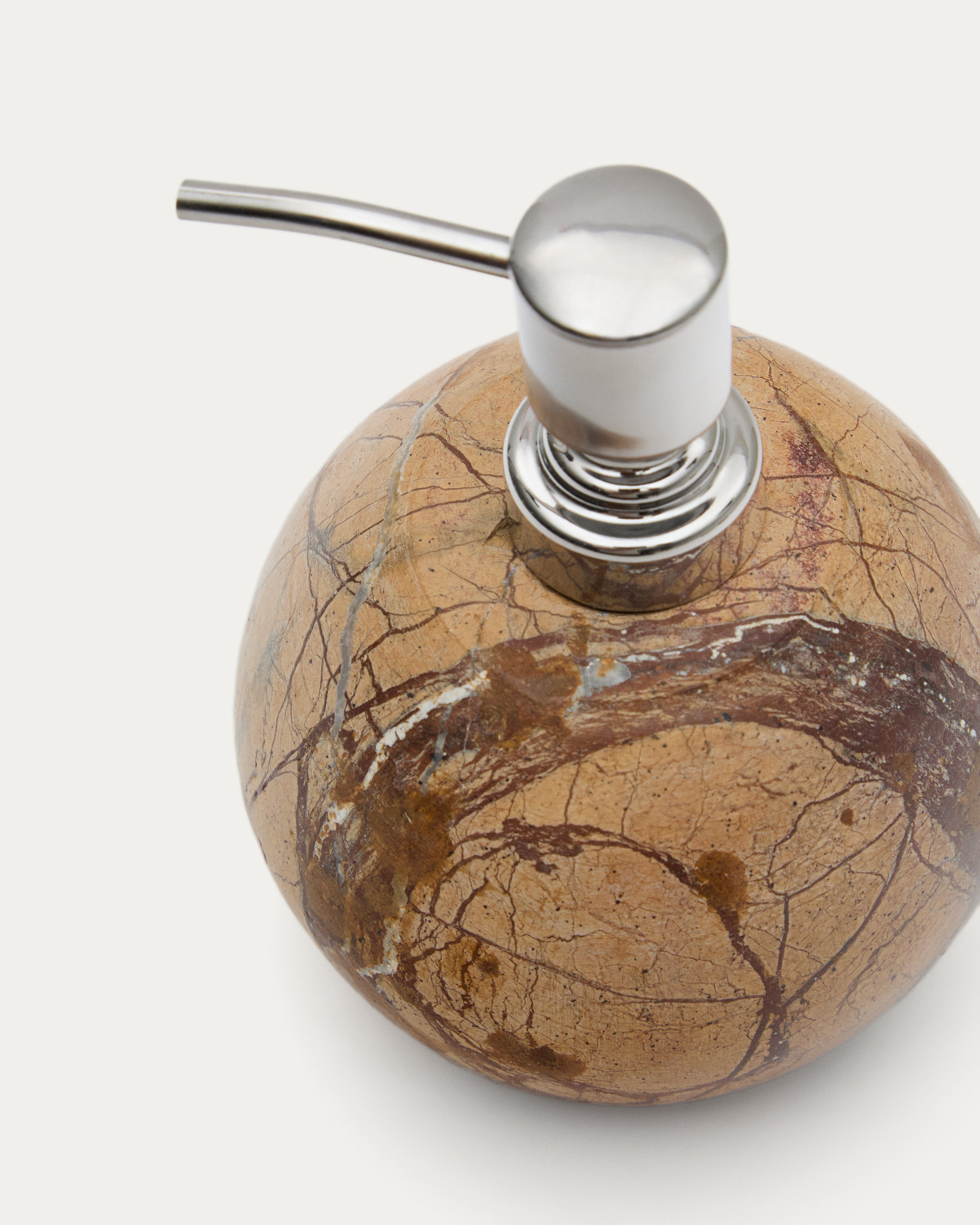 Spalsh beige marble soap dispenser - Detail